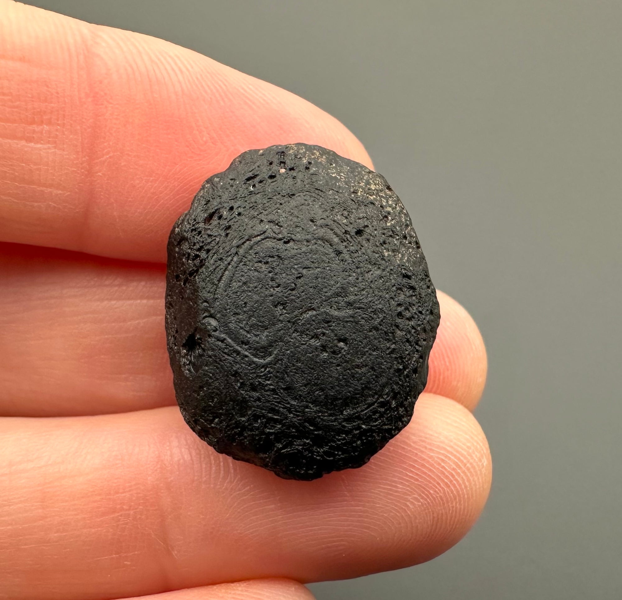 Australite "button" 5,2g – Kalgoorlie, Western Australia