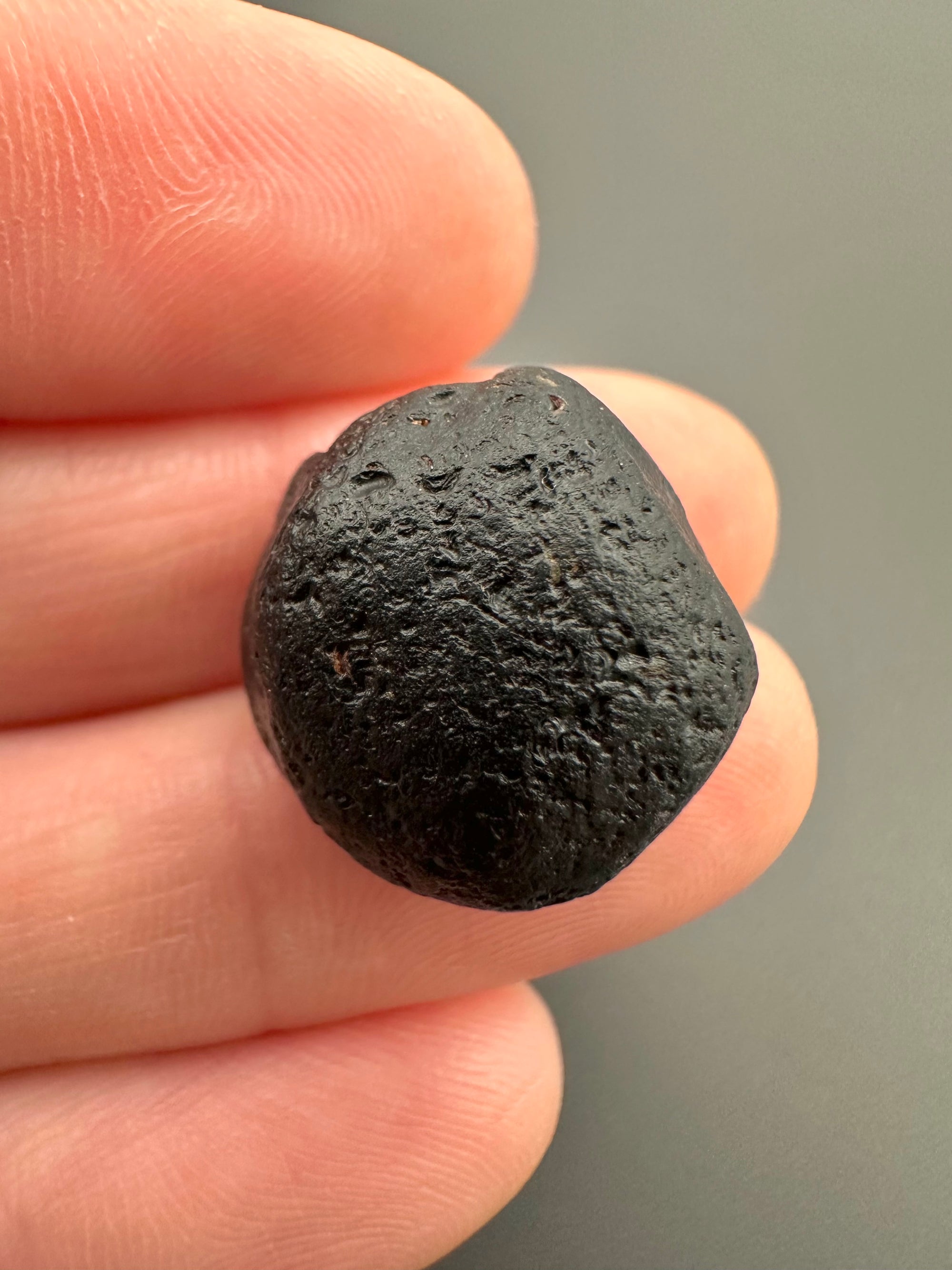 Australite "button" 4,1g – Kalgoorlie, Western Australia