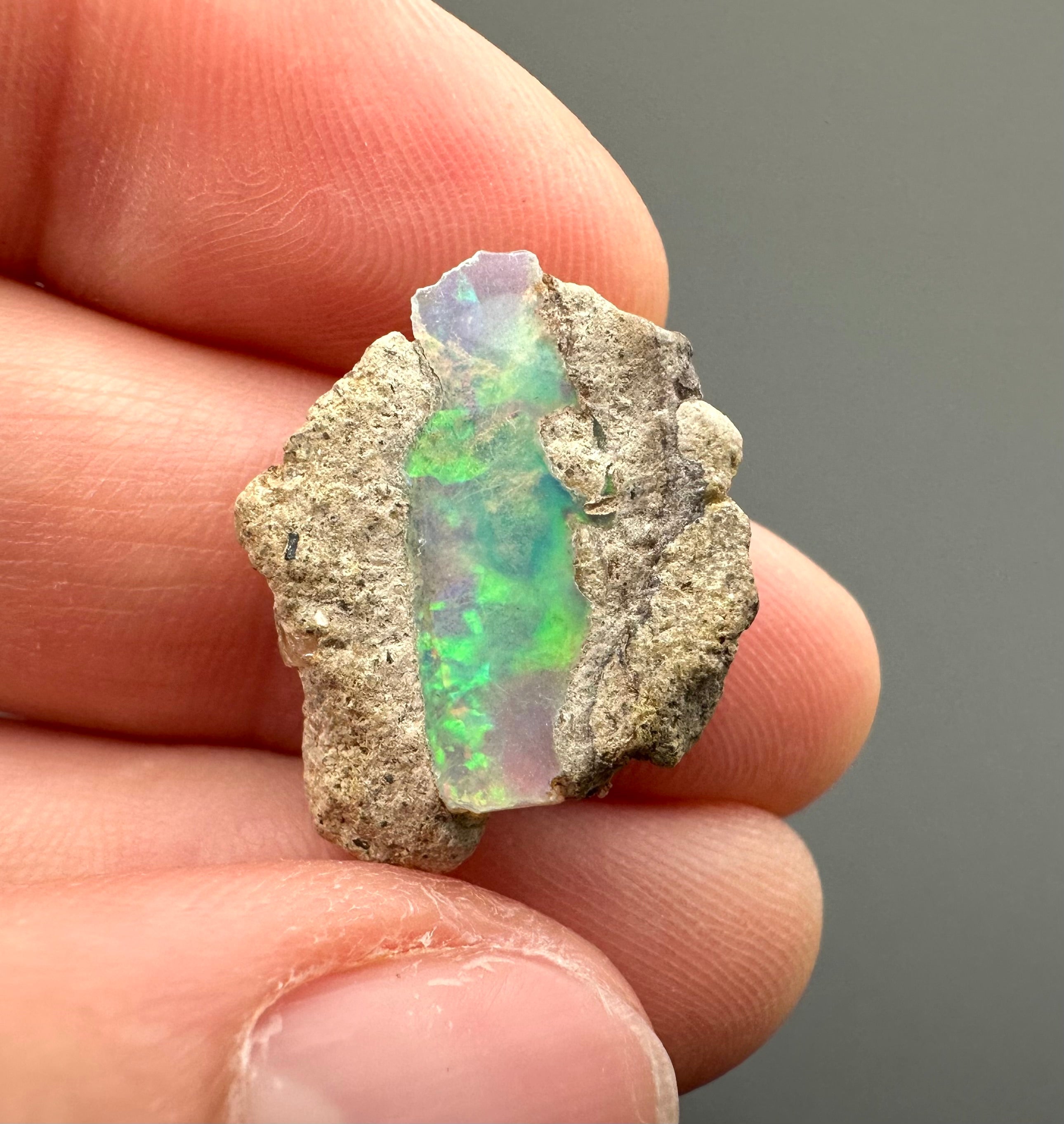 Precious opal 5ct – Welo, Ethiopia