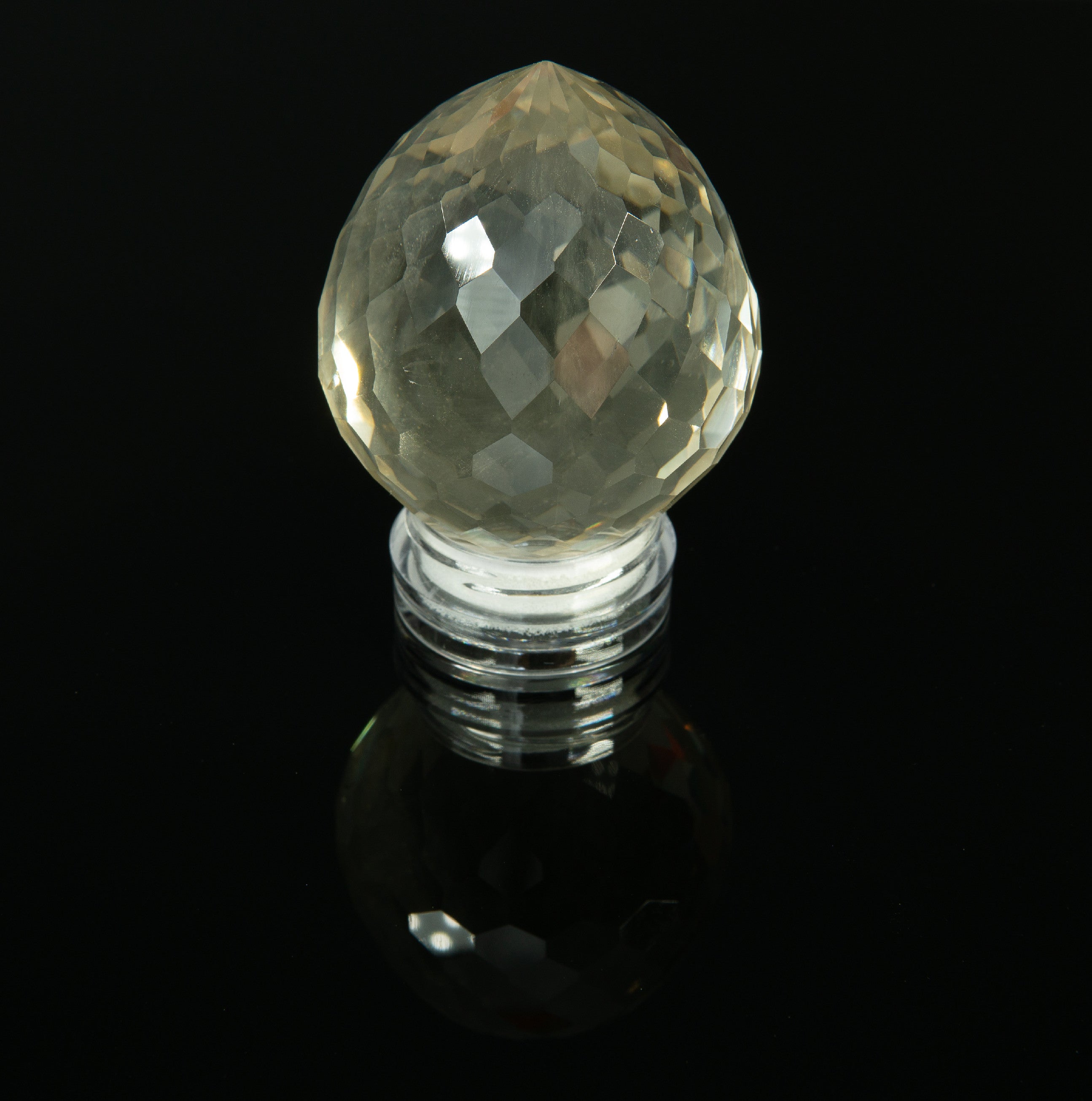 Faceted citrine – Bohdalec, Vysocina, CZ - CI001