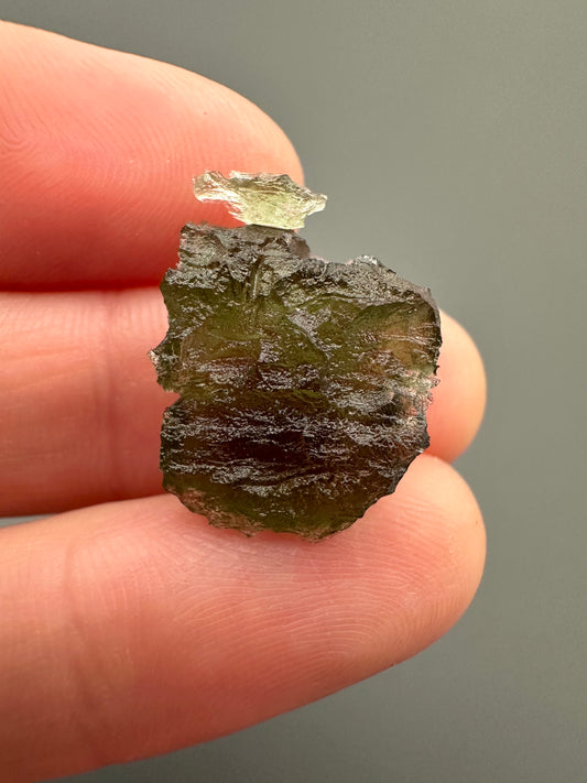 Moldavite - Nesmen - 1,9g - V696