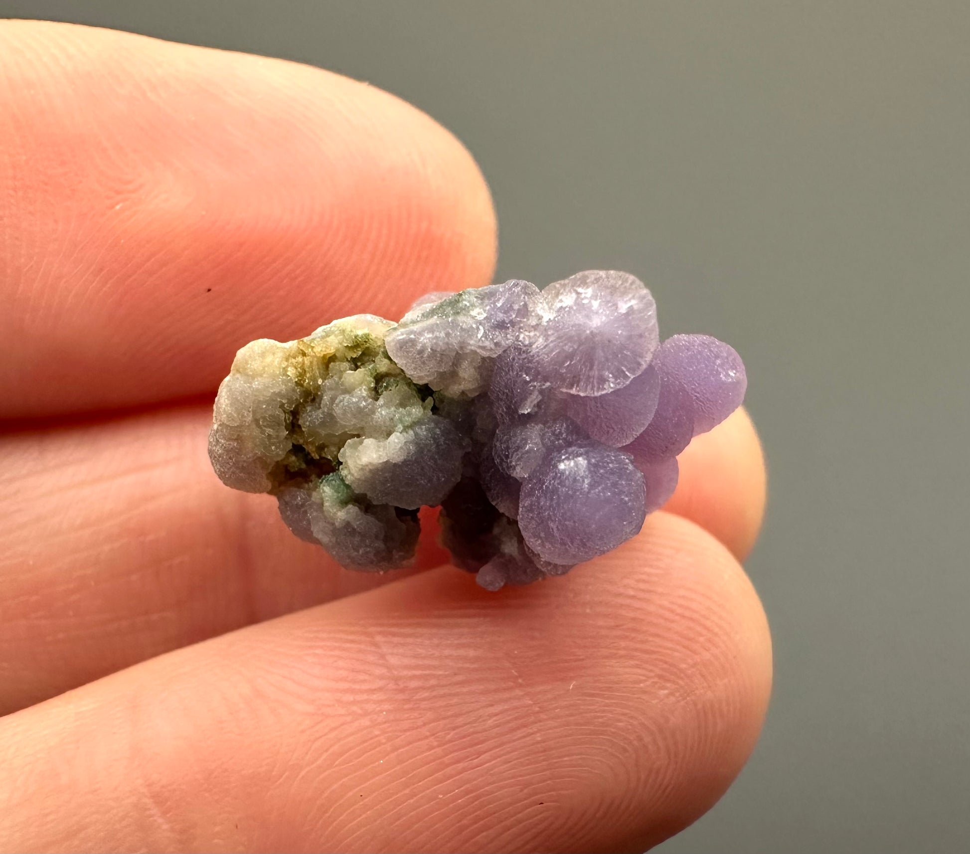 Grape - Chalcedony - Sulawesi, - Indonesia - 1,8g - HCH263