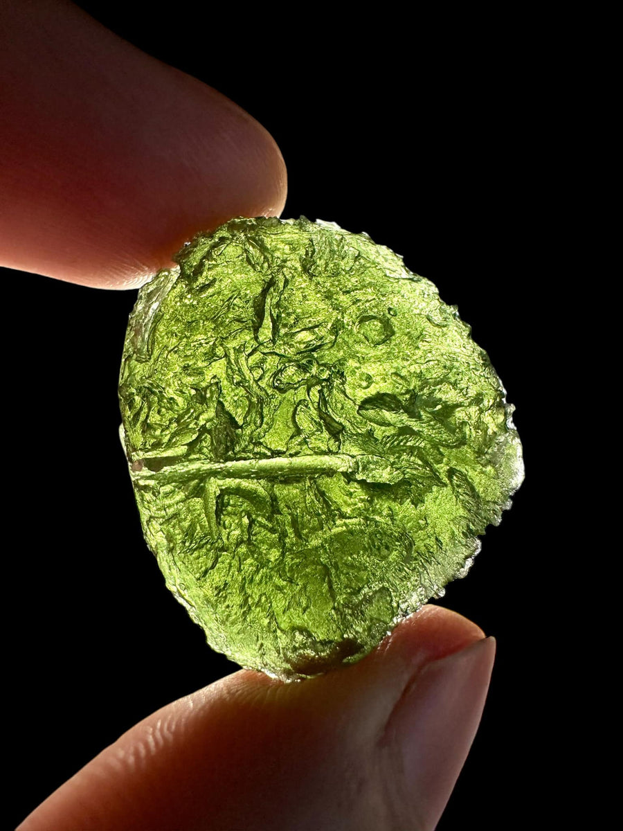 Moldavite – Krasejovka – 12,5g - V2053 retroilluminata