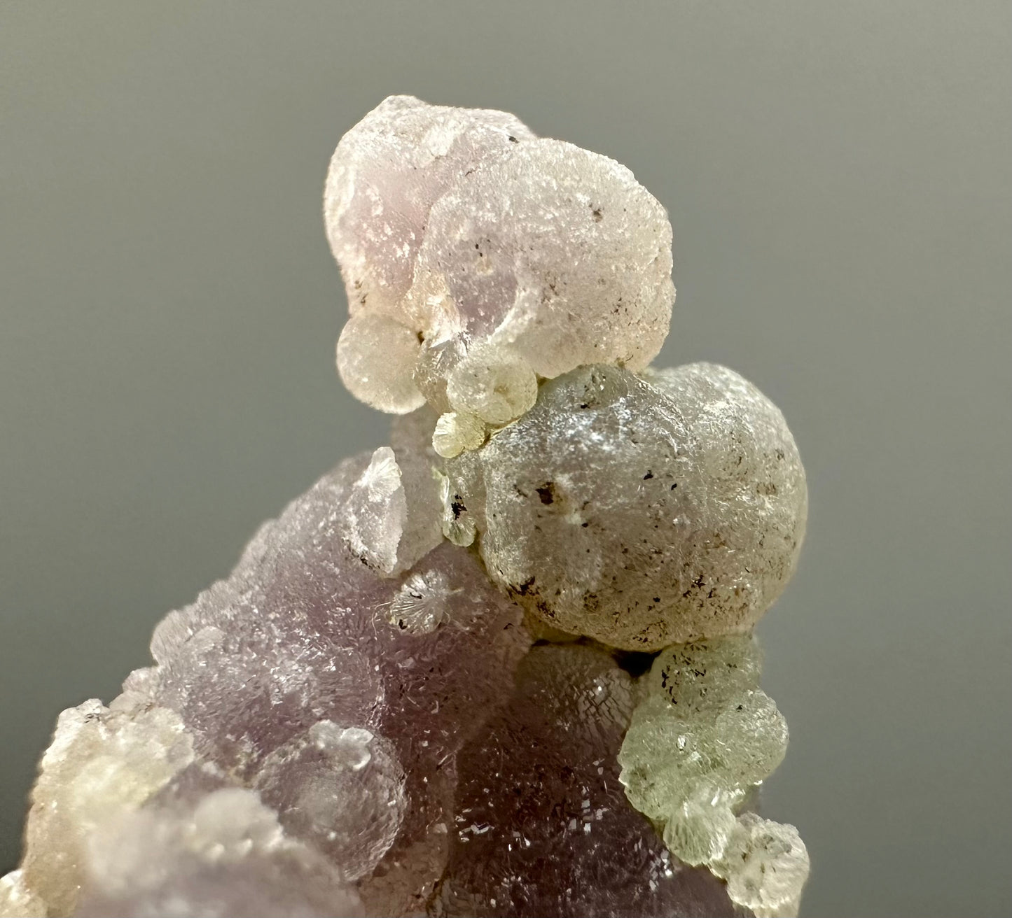 Grape - Chalcedony - Sulawesi, - Indonesia - 4,8g - HCH266