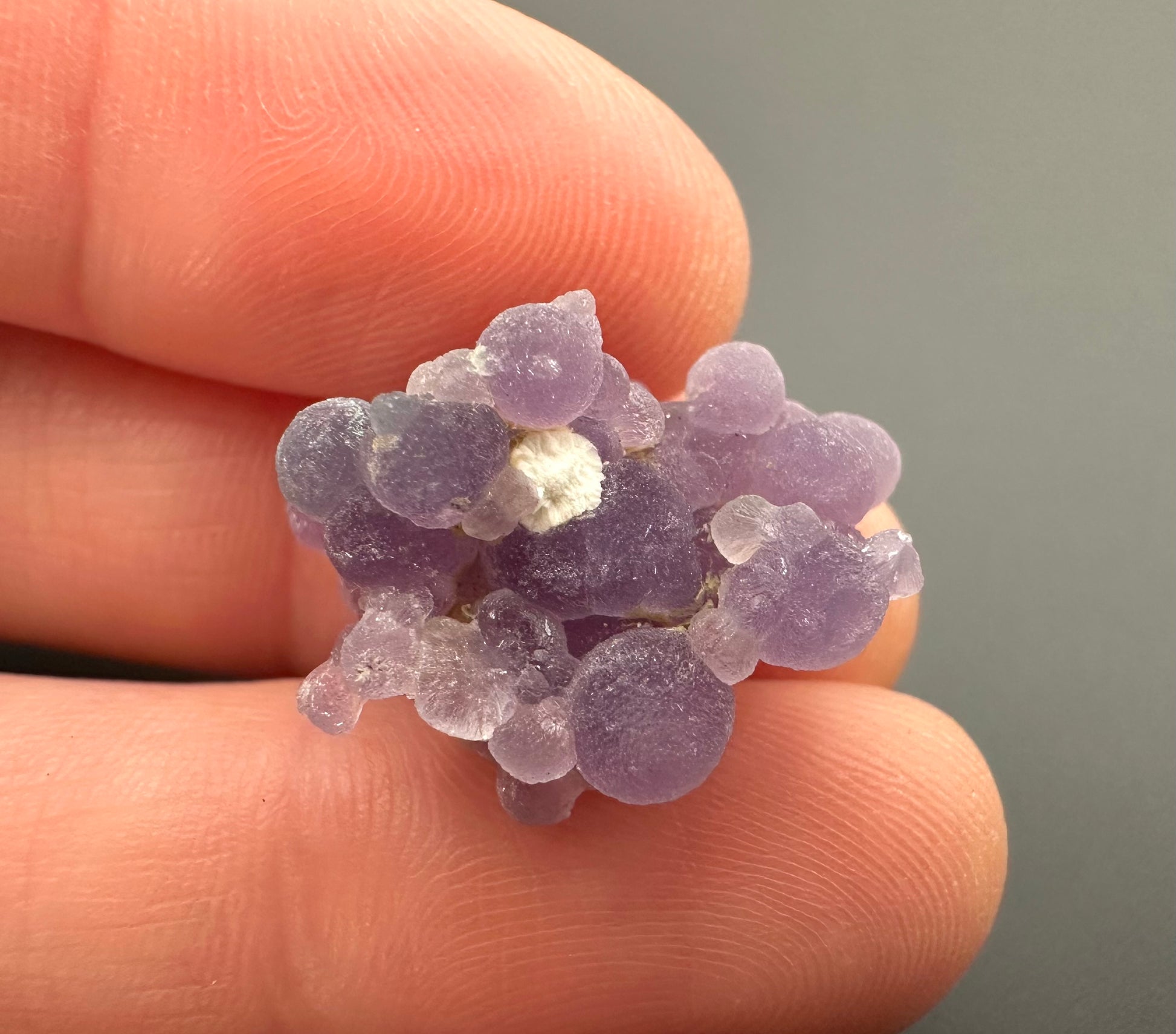 Grape - Chalcedony - Sulawesi, - Indonesia - 2,6g - HCH268