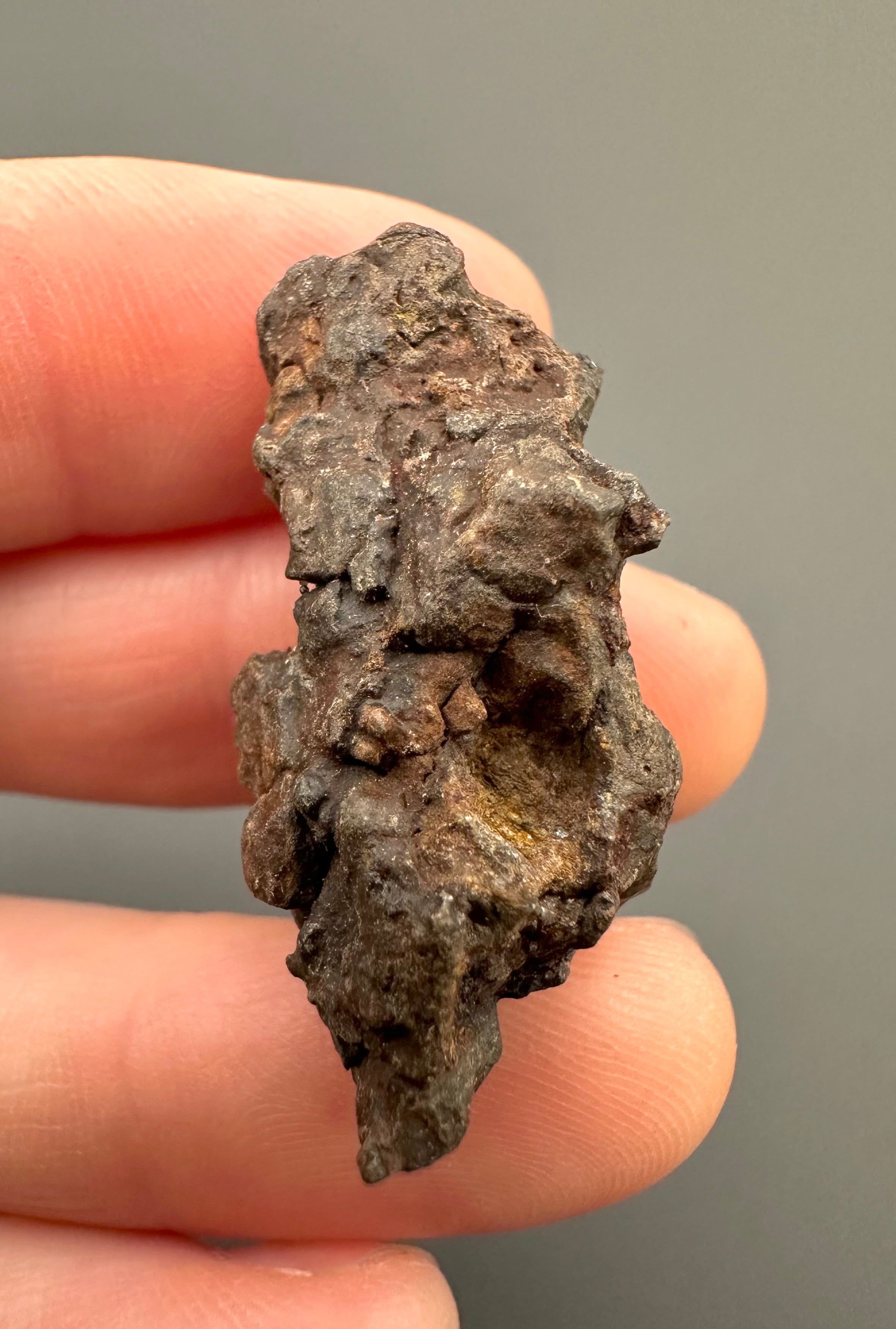 Sericho Pallasite Meteorite 11,5g / raw – Kenya - MESR56