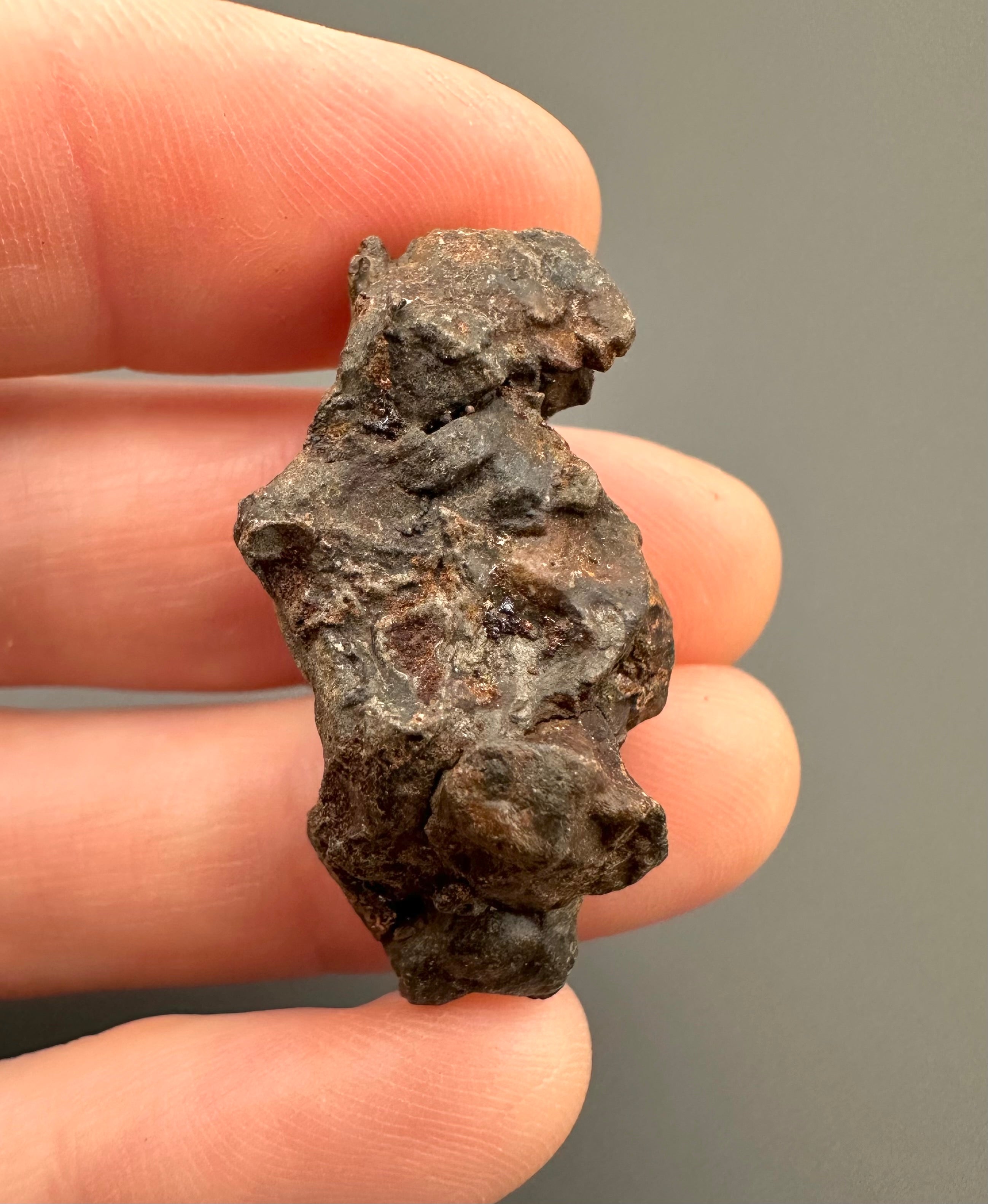Sericho Pallasite Meteorite 11,5g / raw – Kenya - MESR56
