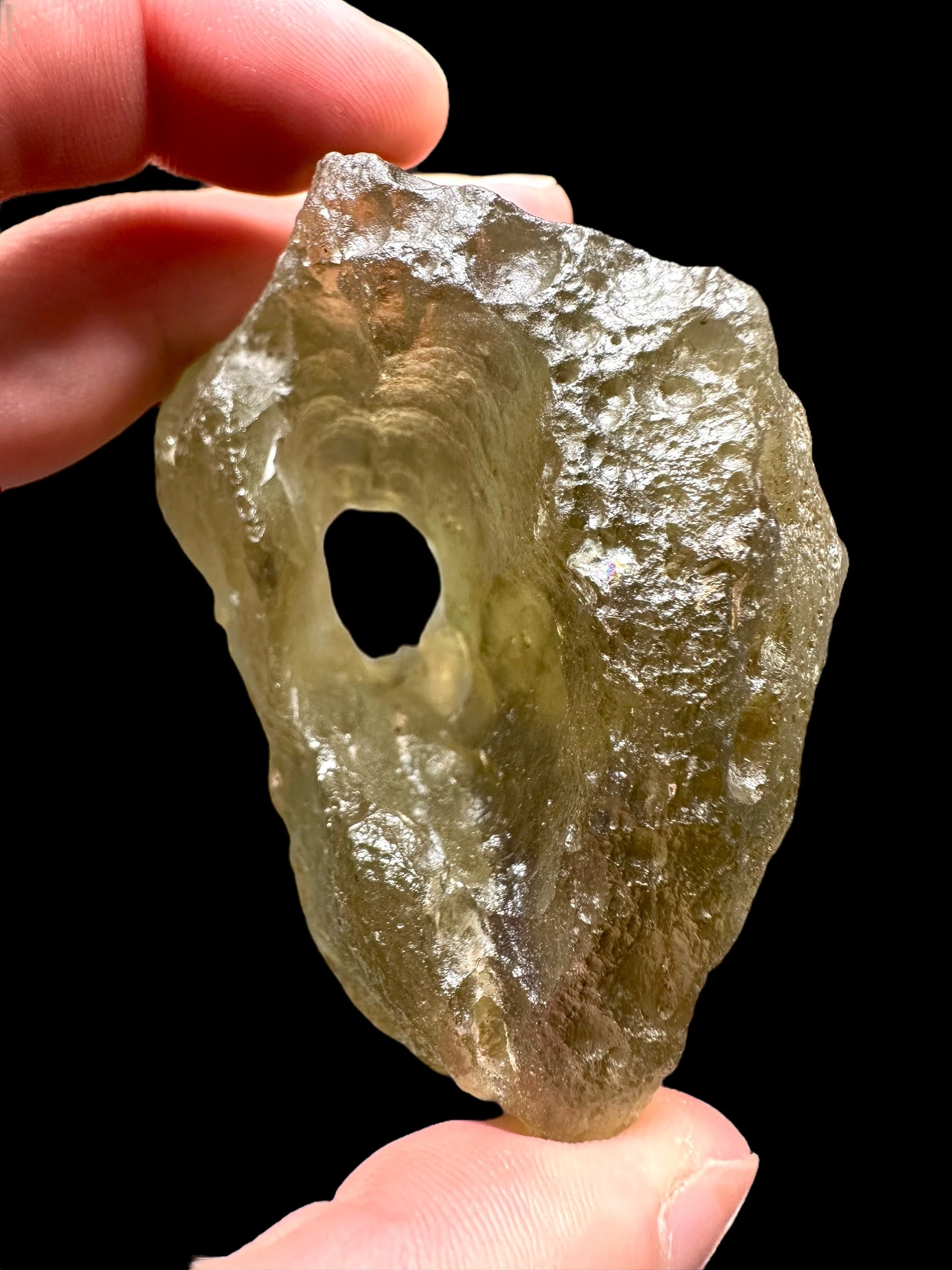 Libyan desert glass – Extra quality, hole - LPS035