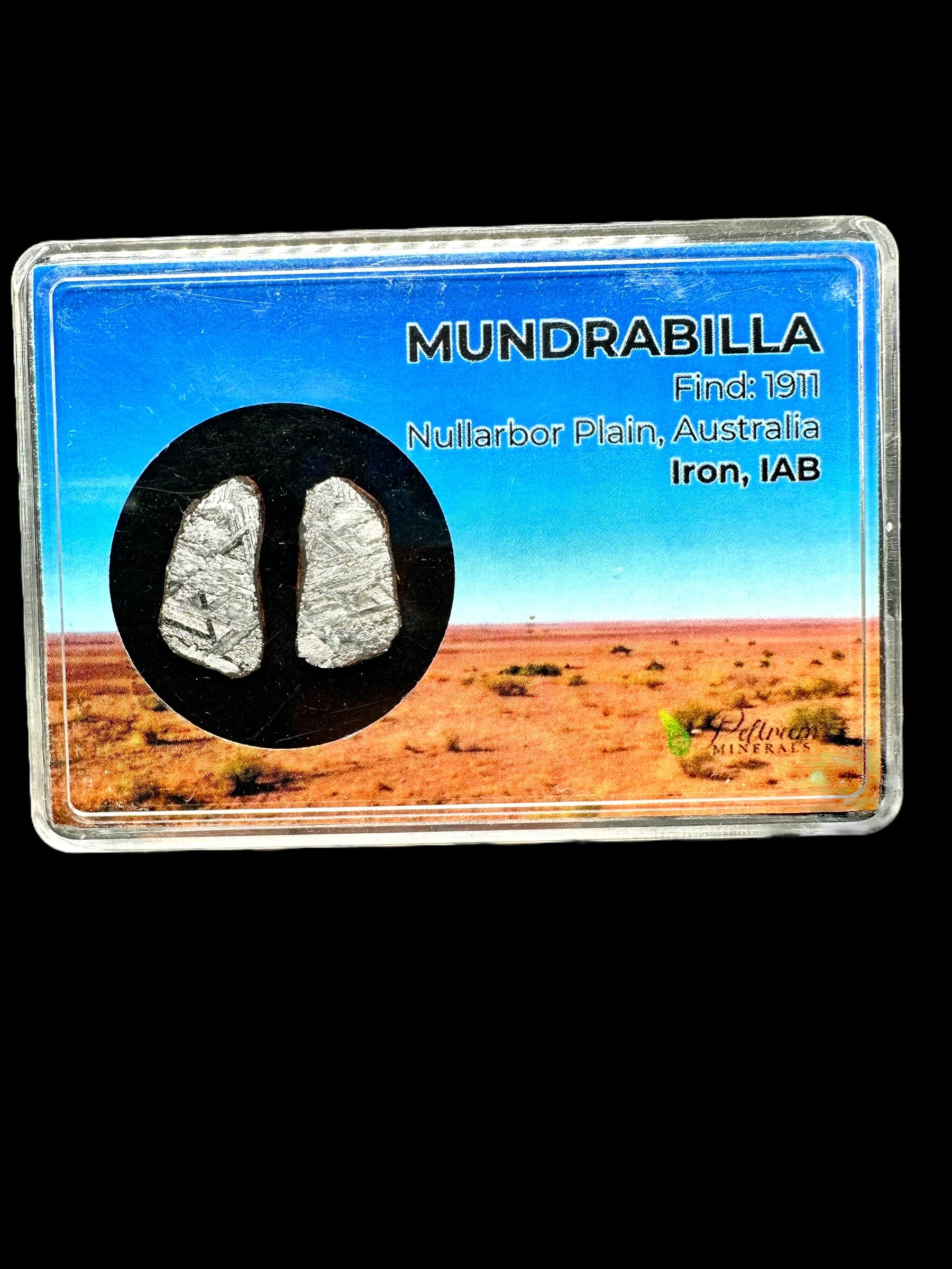 Meteorite Mundrabilla (pair) 7,95g – Nullarbor plain, Australia