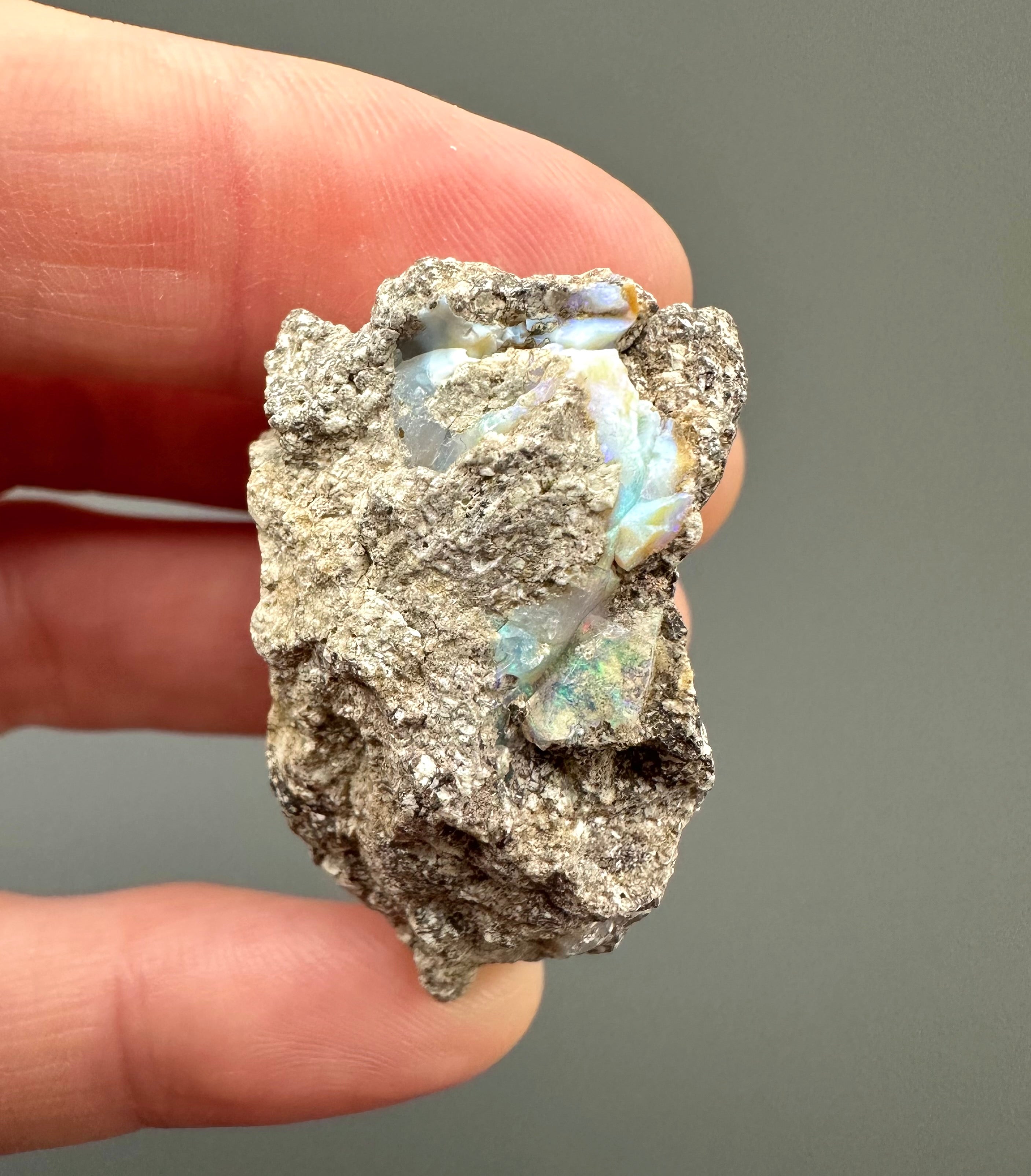Precious opal – Dubnik, Slovakia - SOP006