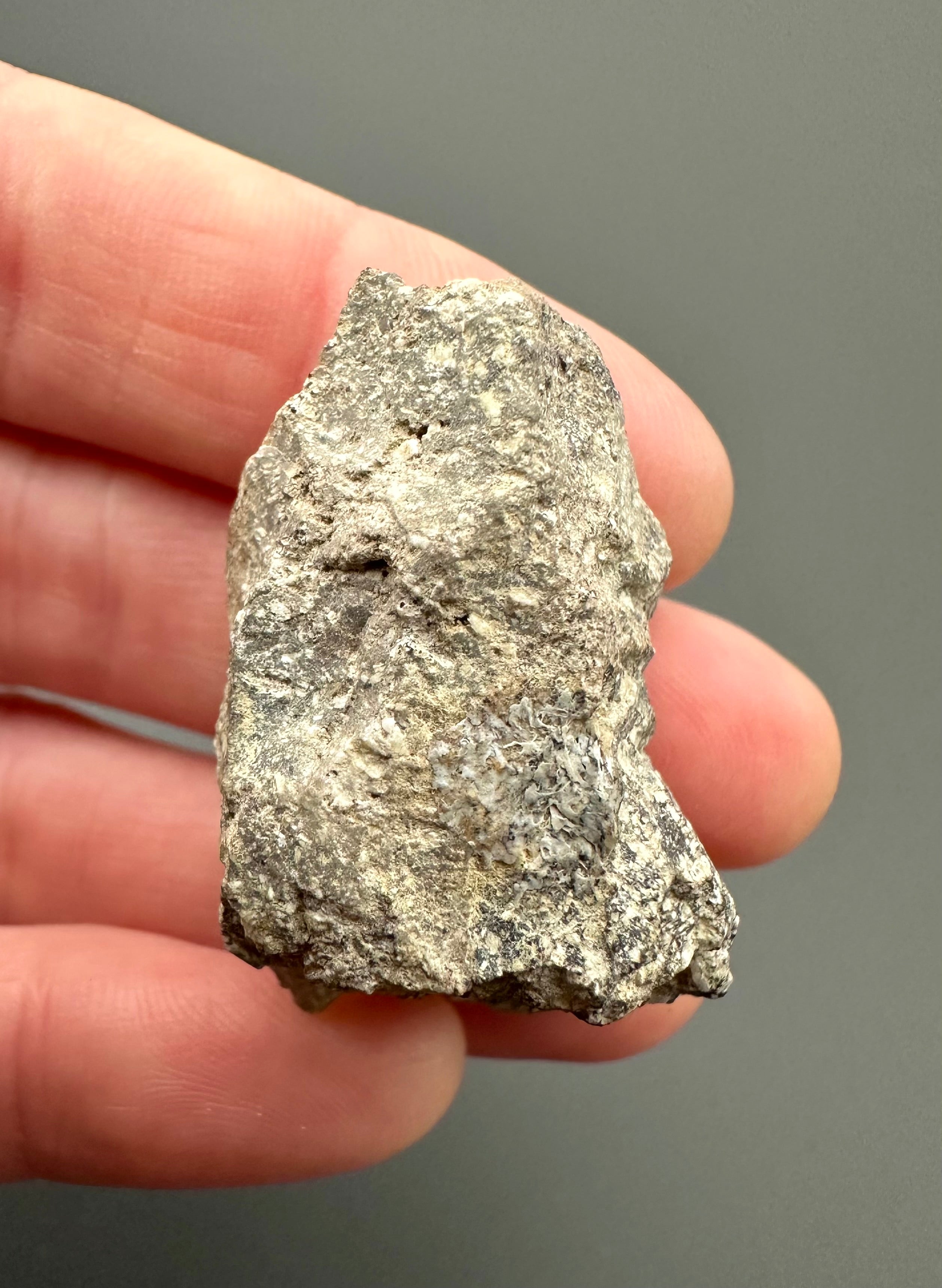 Precious opal – Dubnik, Slovakia - SOP006