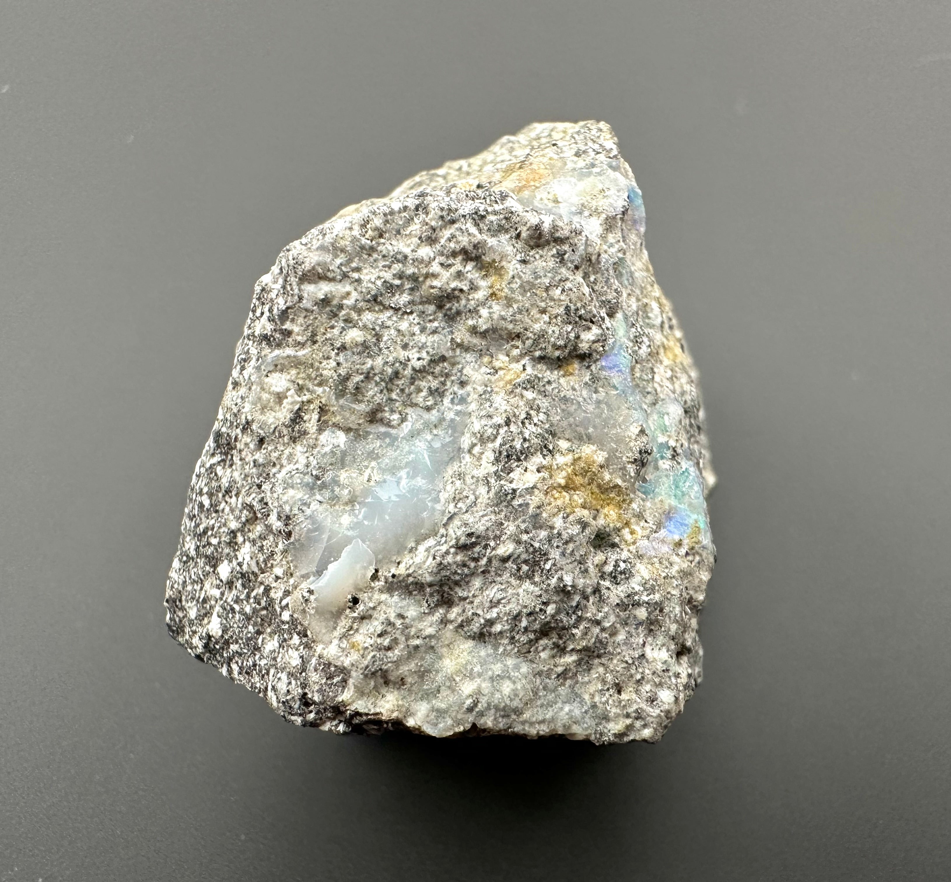 Precious opal – Dubnik, Slovakia - SOP007