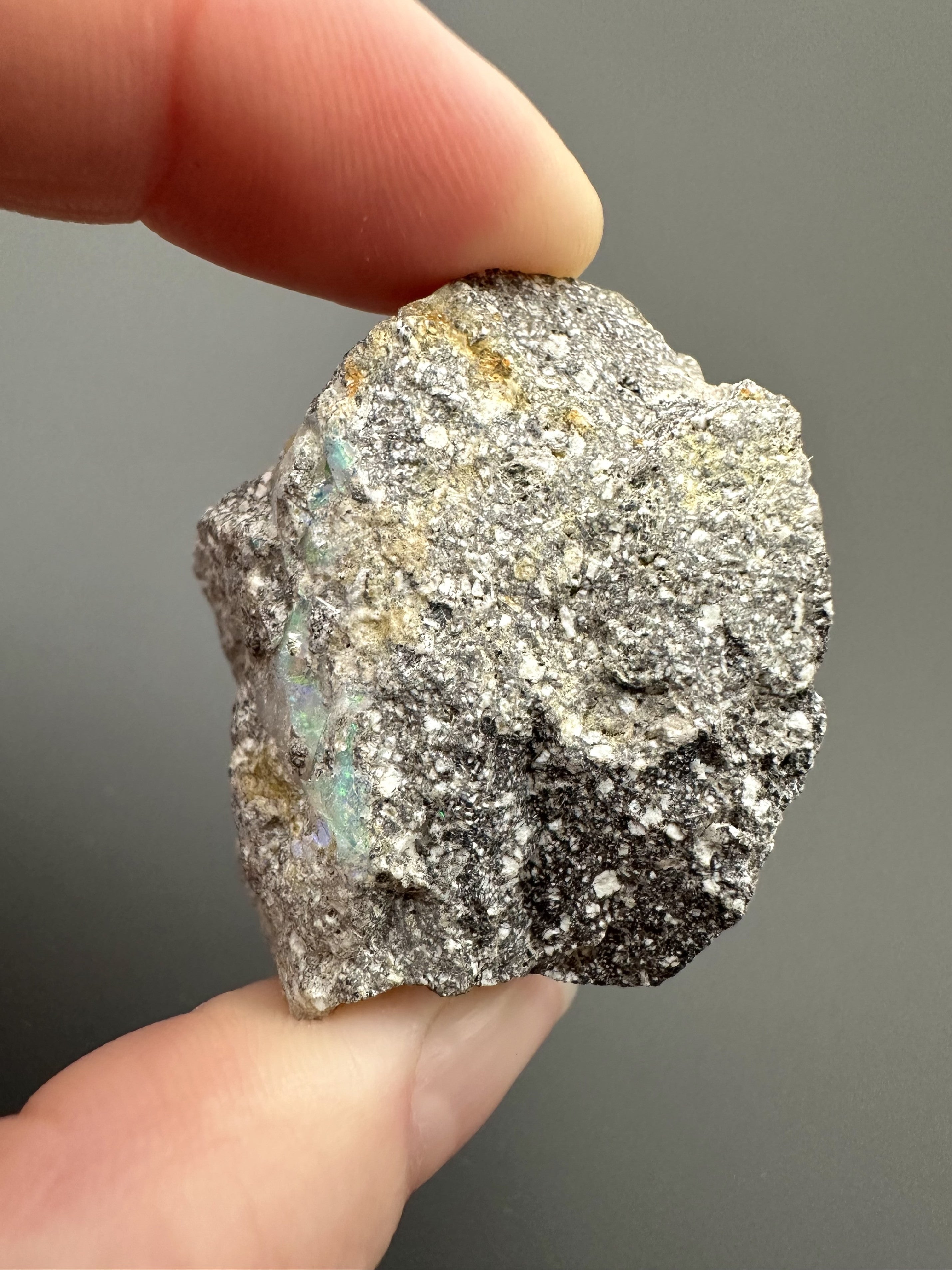 Precious opal – Dubnik, Slovakia - SOP007