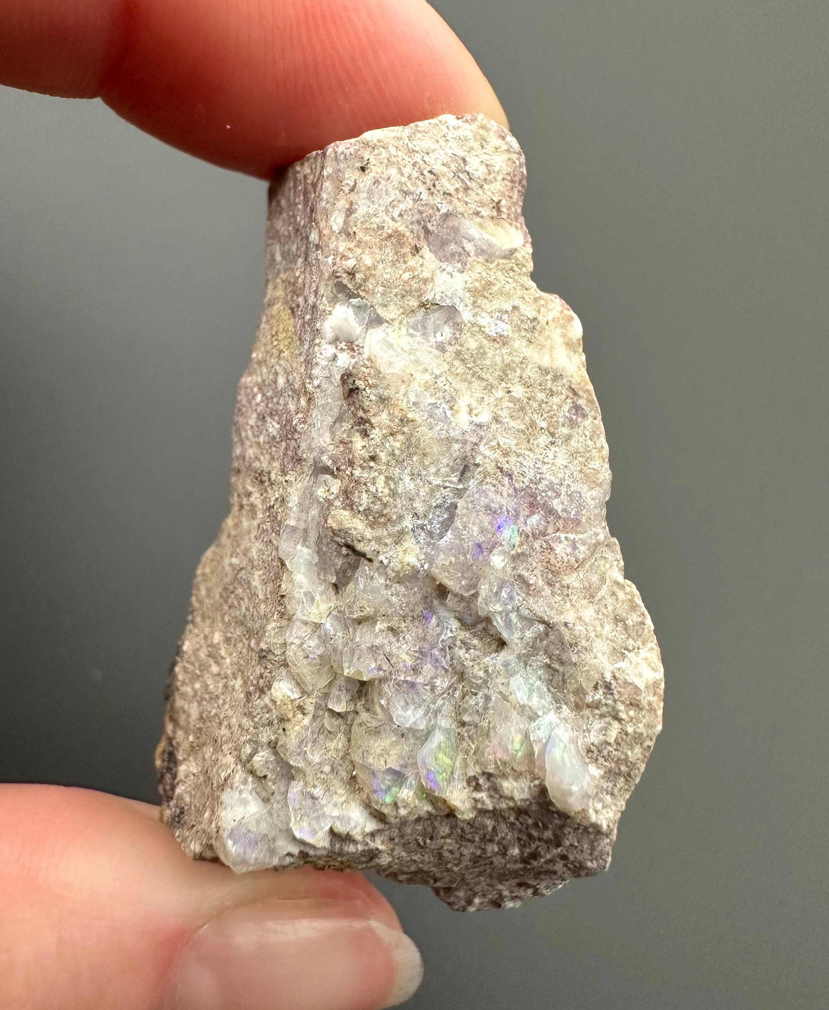 Precious opal – Dubnik, Slovakia - SOP008