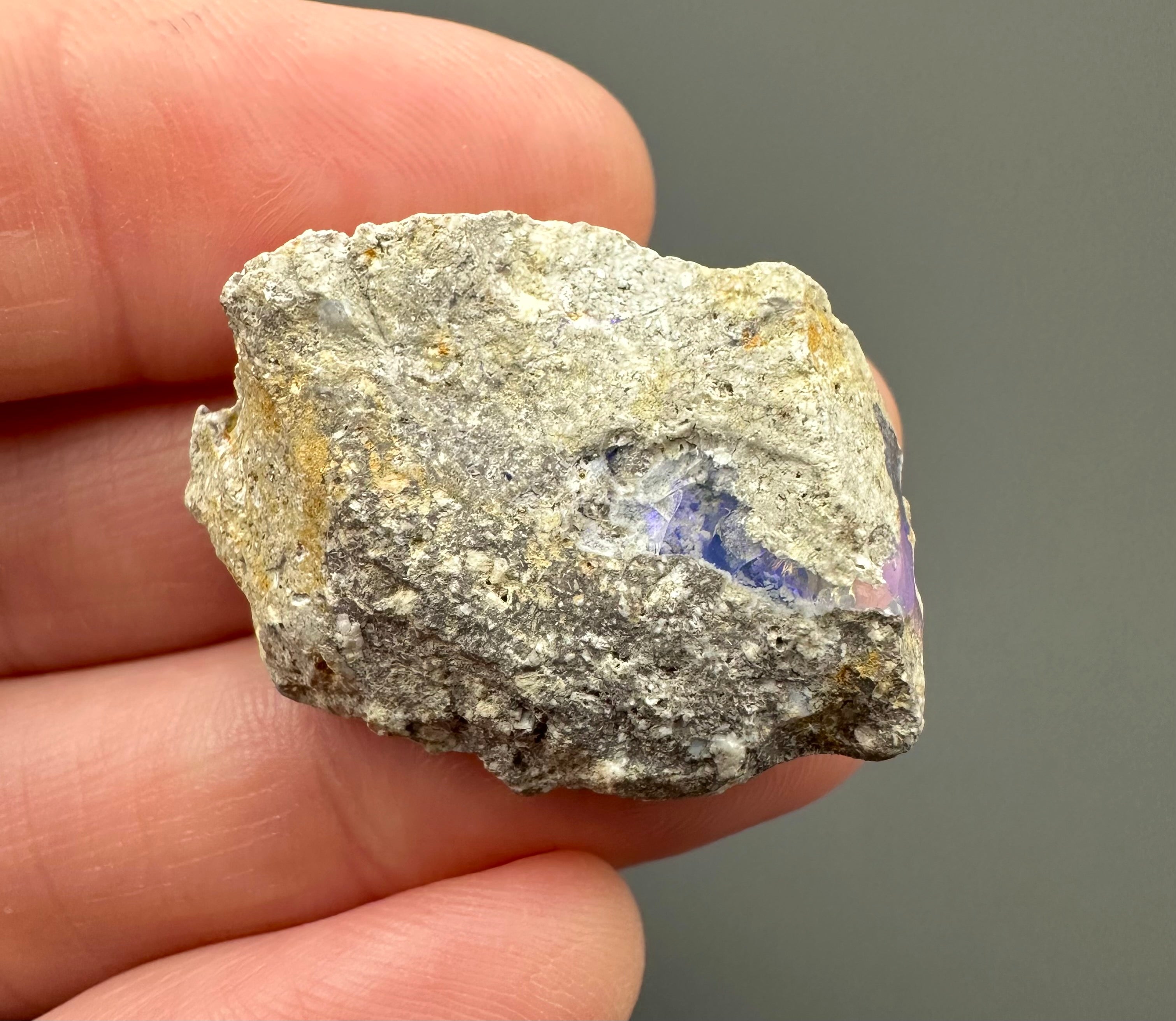 Precious opal – Dubnik, Slovakia - SOP009