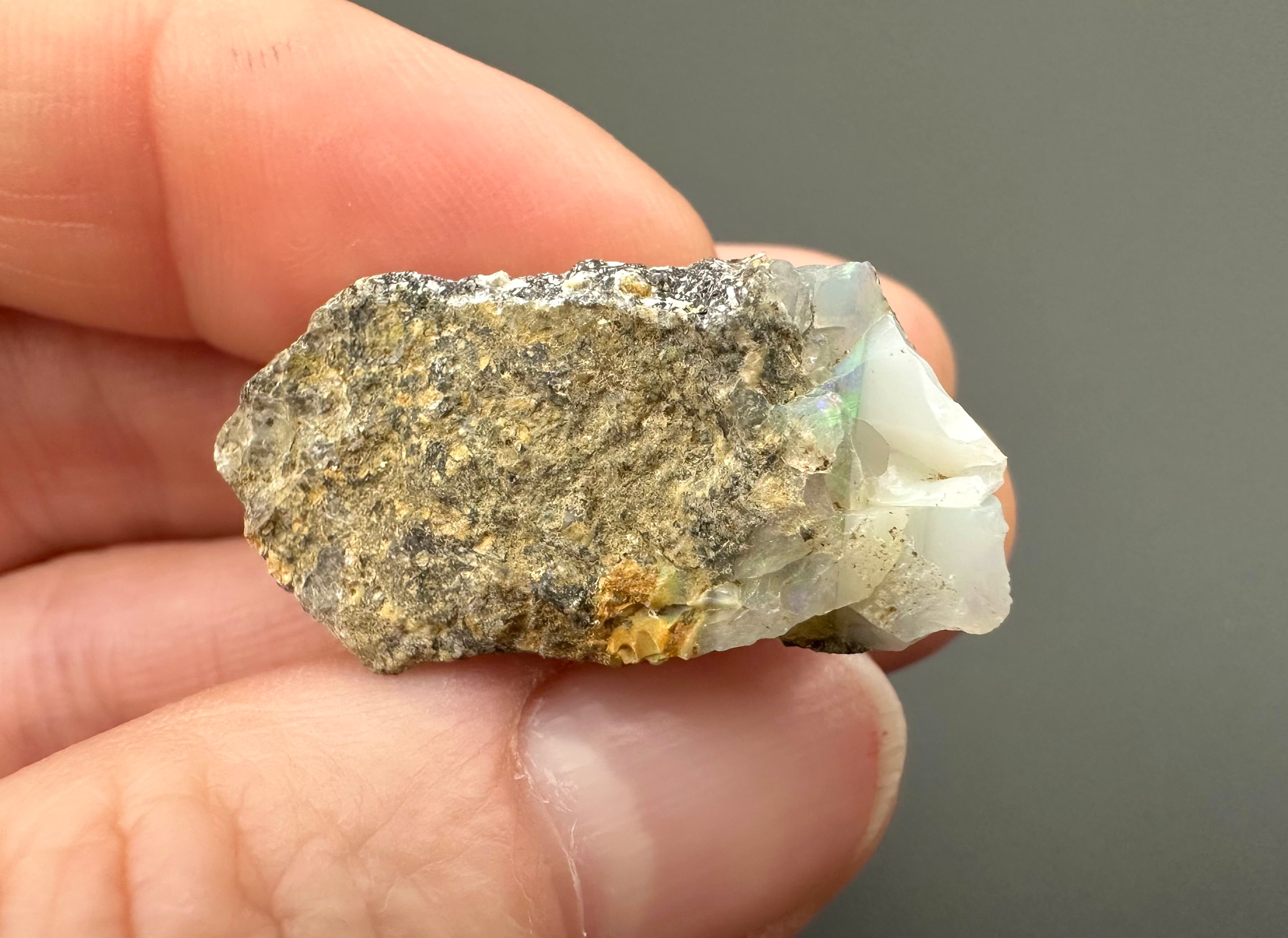 Precious opal – Dubnik, Slovakia - SOP011