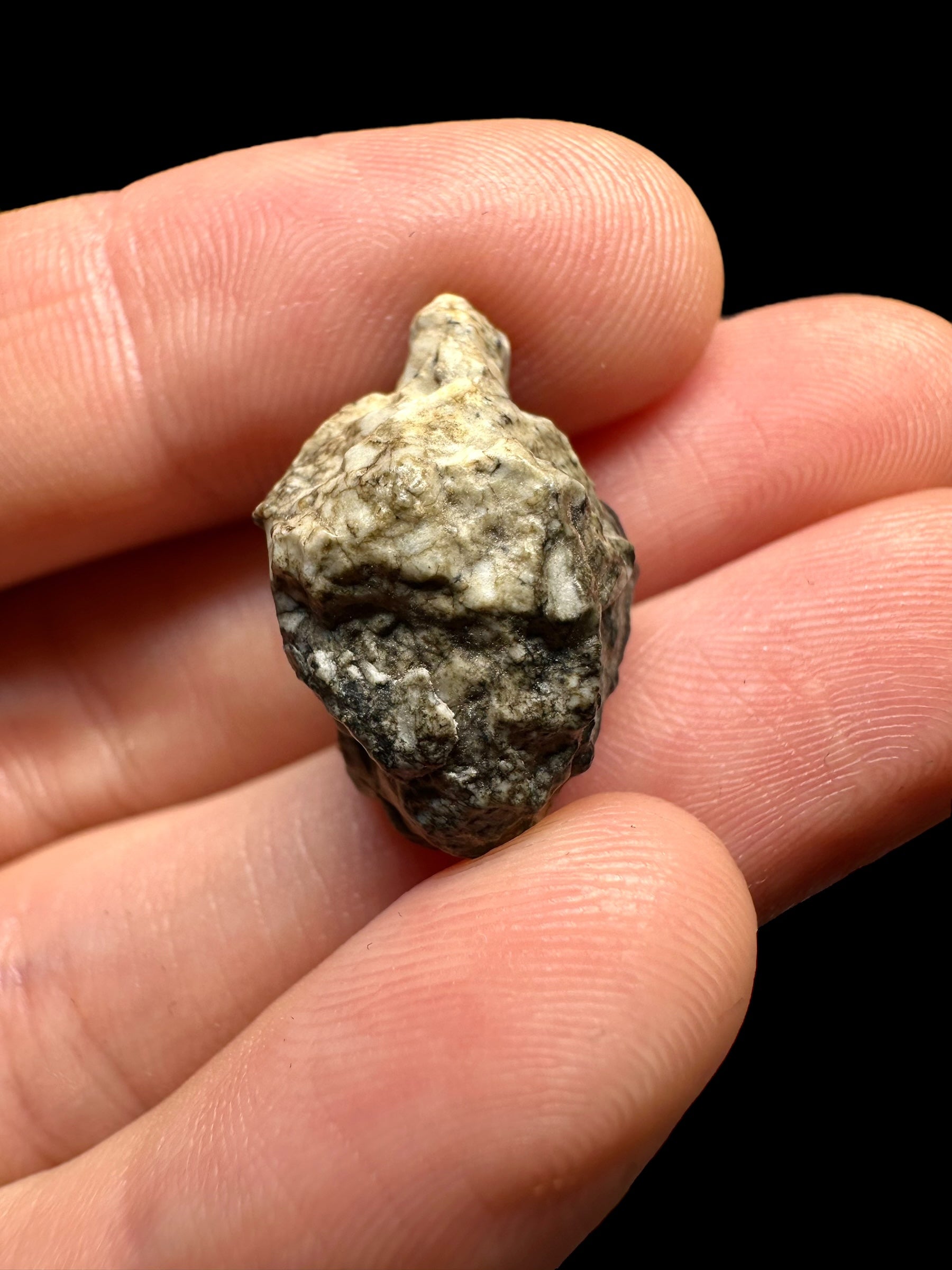 Meteorite Djoua 001 – 4,7g – Algeria - MEDJ04