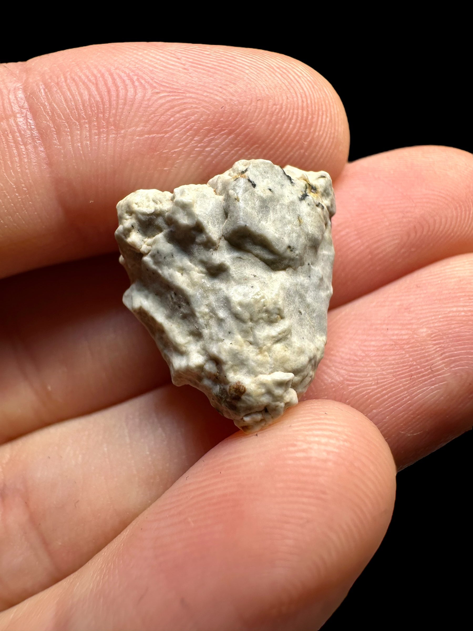 Meteorite Djoua 001 – 4g – Algeria - MEDJ05