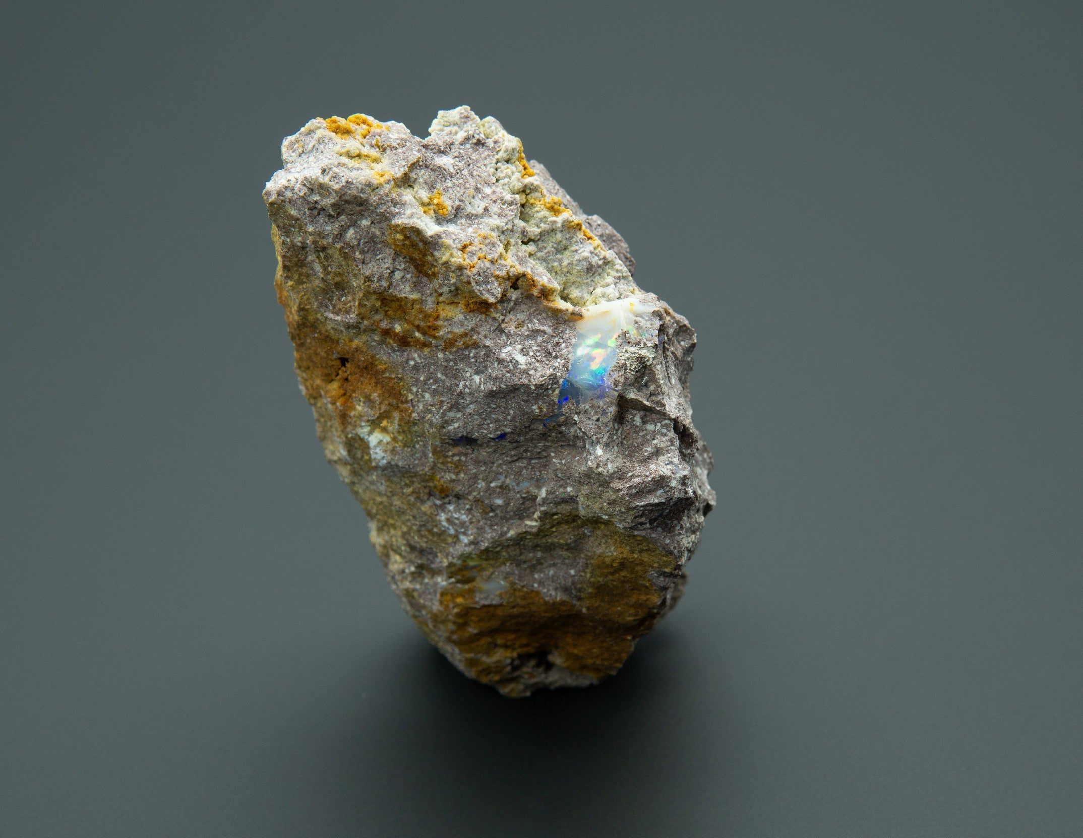 Precious opal – Dubnik, Slovakia - SOP016
