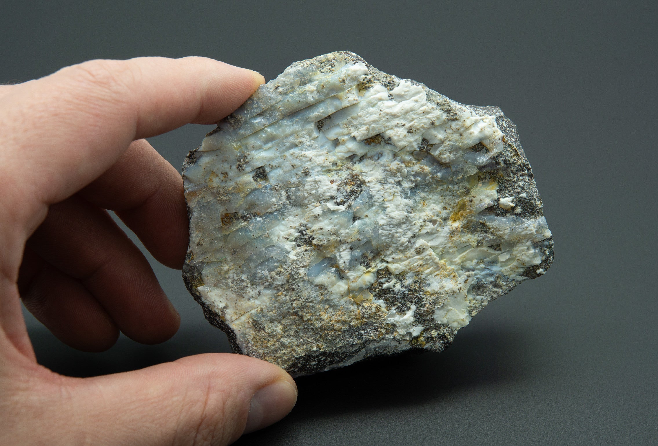 Precious opal – Dubnik, Slovakia - SOP017