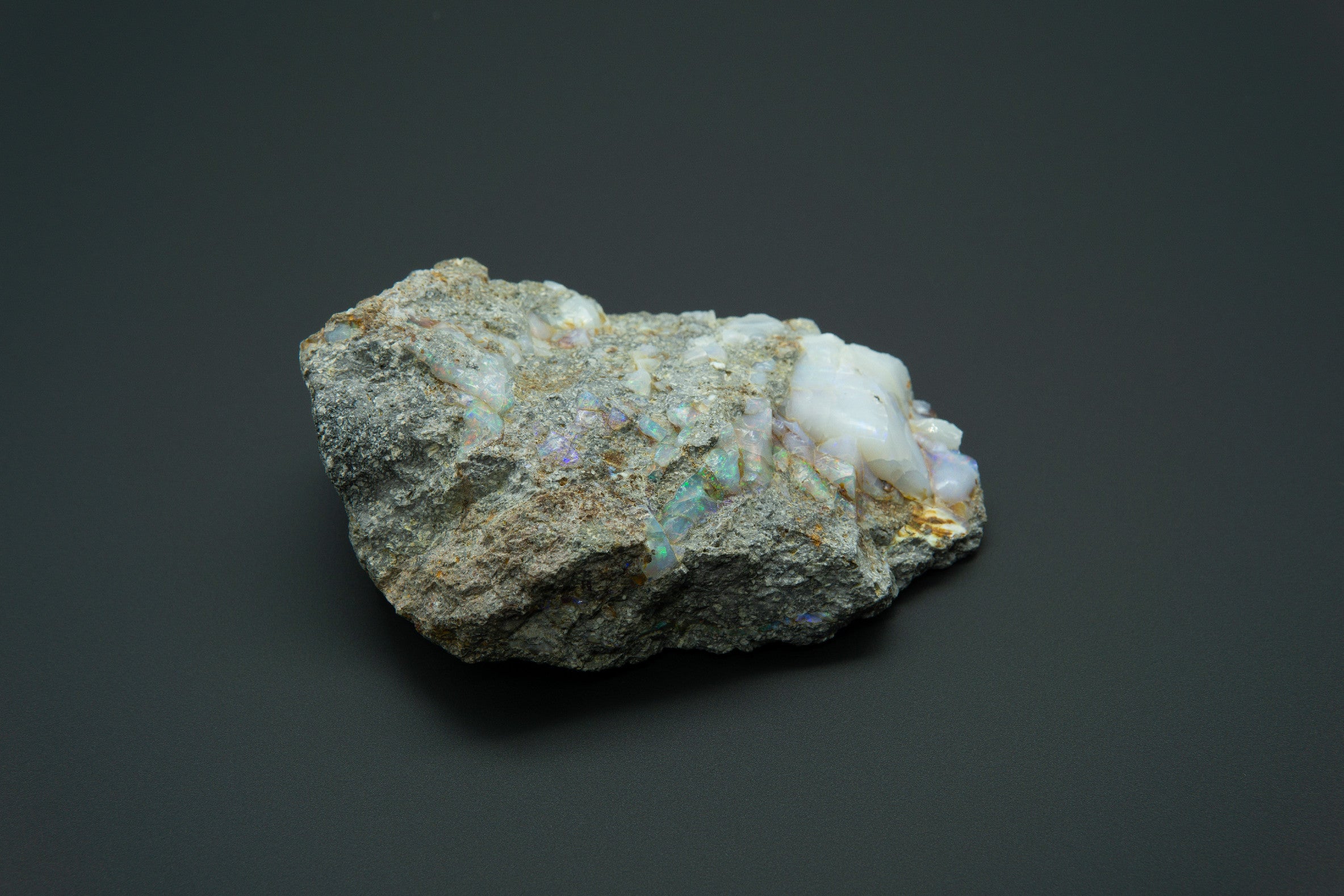 Precious opal – Dubnik, Slovakia - SOP018