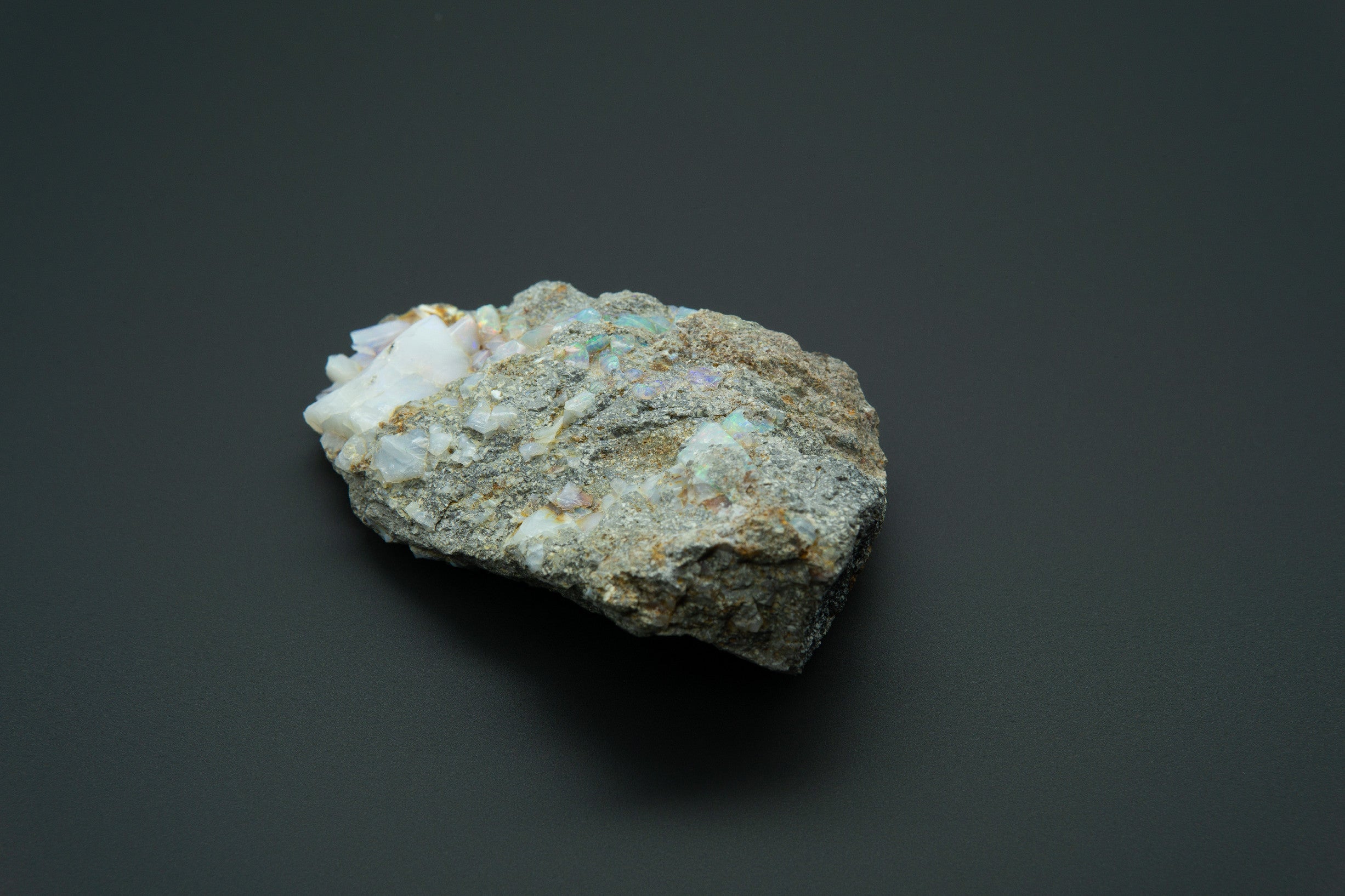 Precious opal – Dubnik, Slovakia - SOP018