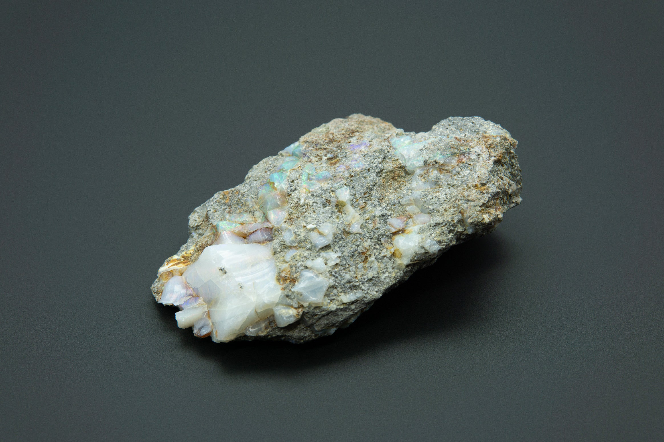 Precious opal – Dubnik, Slovakia - SOP018