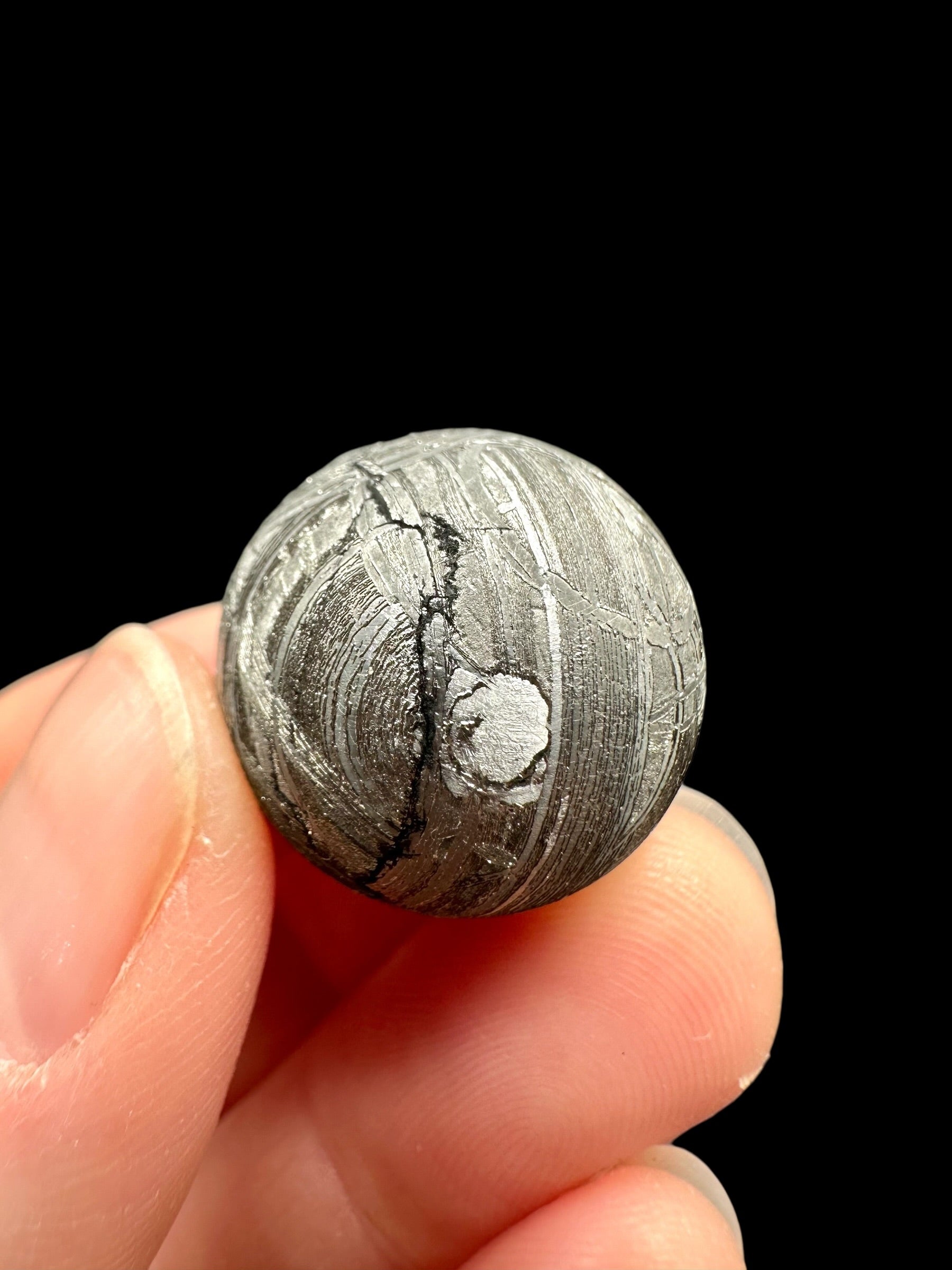 Meteorite Muonionalusta sphere 1,9 cm – Norrbotten, Sweden - MEMO25