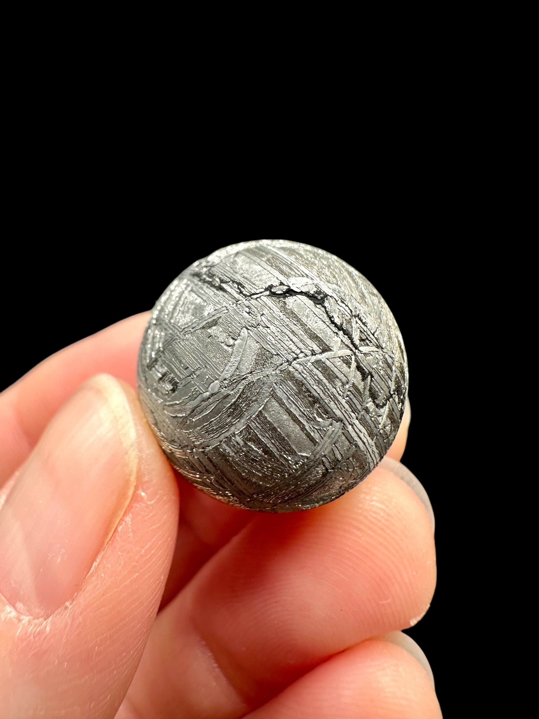 Meteorite Muonionalusta sphere 1,9 cm – Norrbotten, Sweden