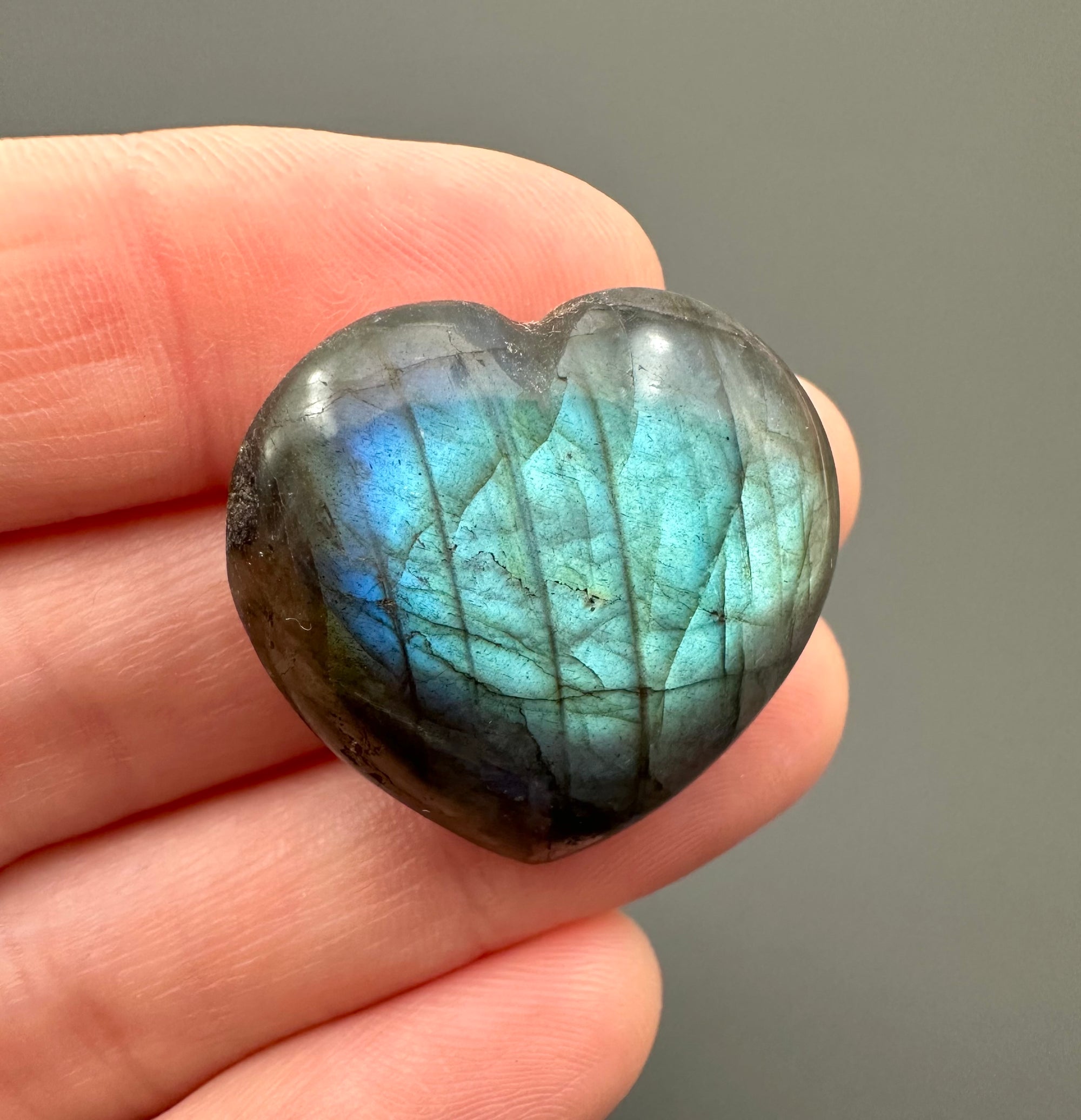 Labradorite heart 2,7 cm – Madagascar