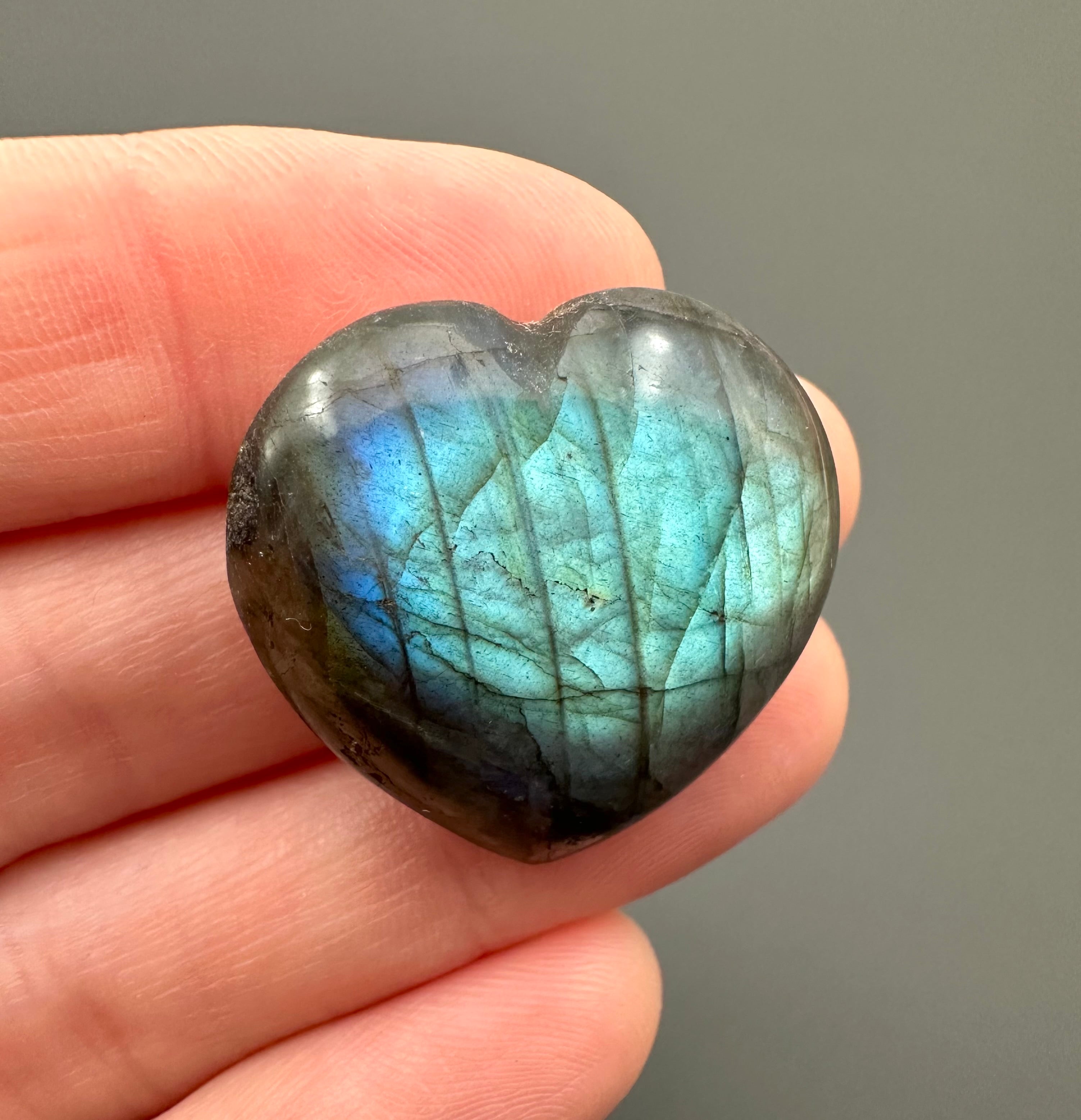 Labradorite heart 2,7 cm – Madagascar