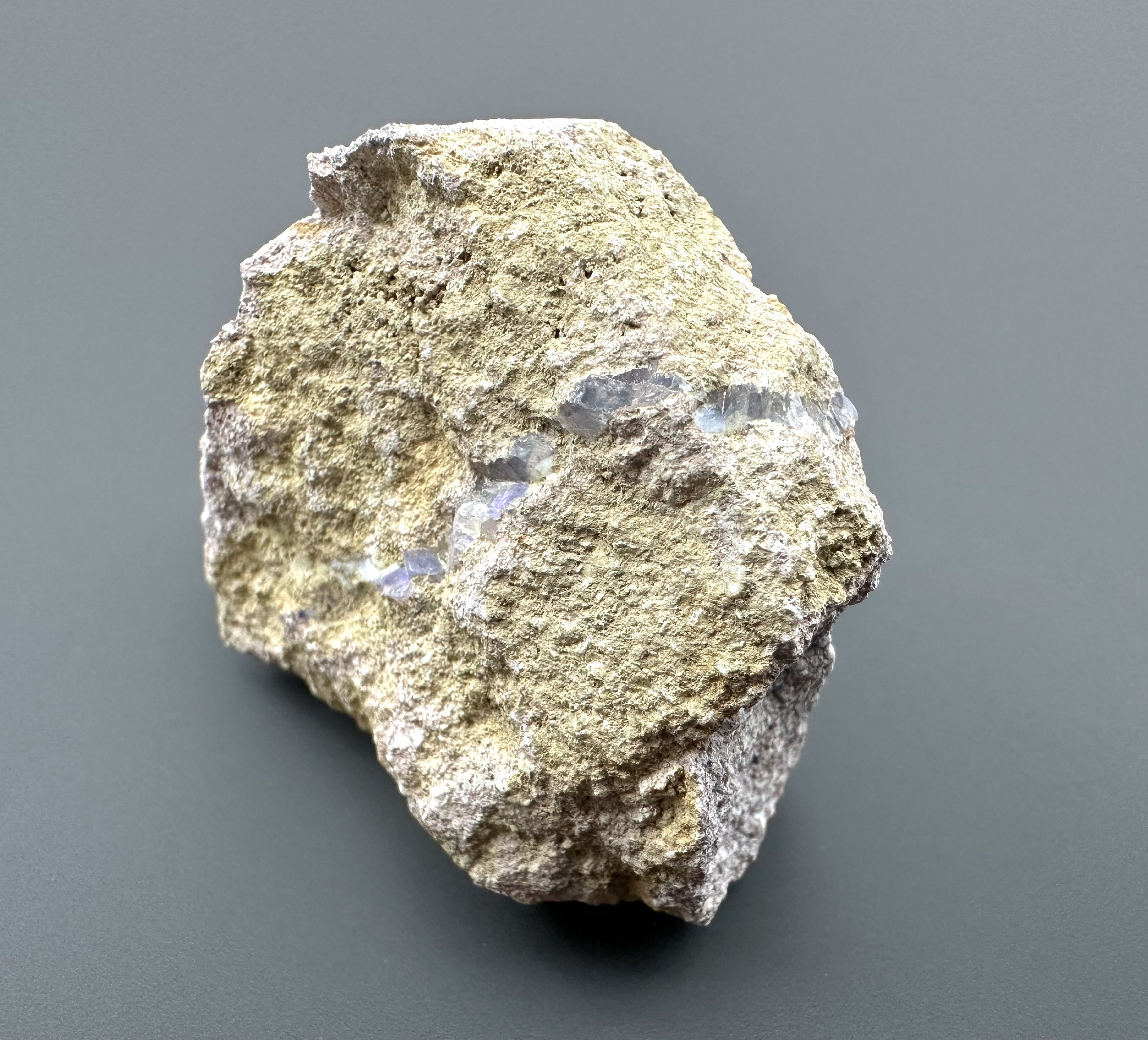 Precious opal – Dubnik, Slovakia - SOP029