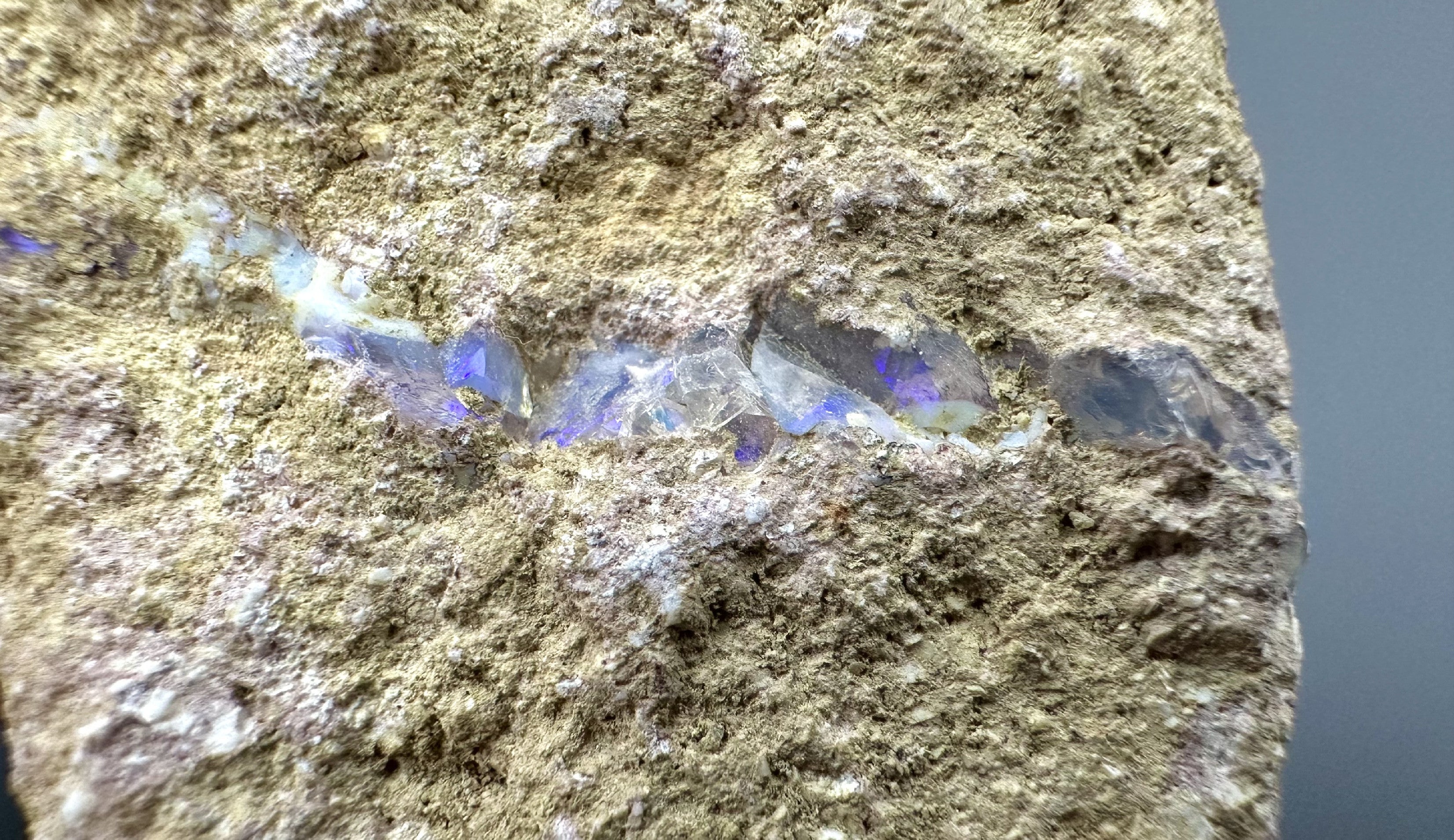 Precious opal – Dubnik, Slovakia - SOP029