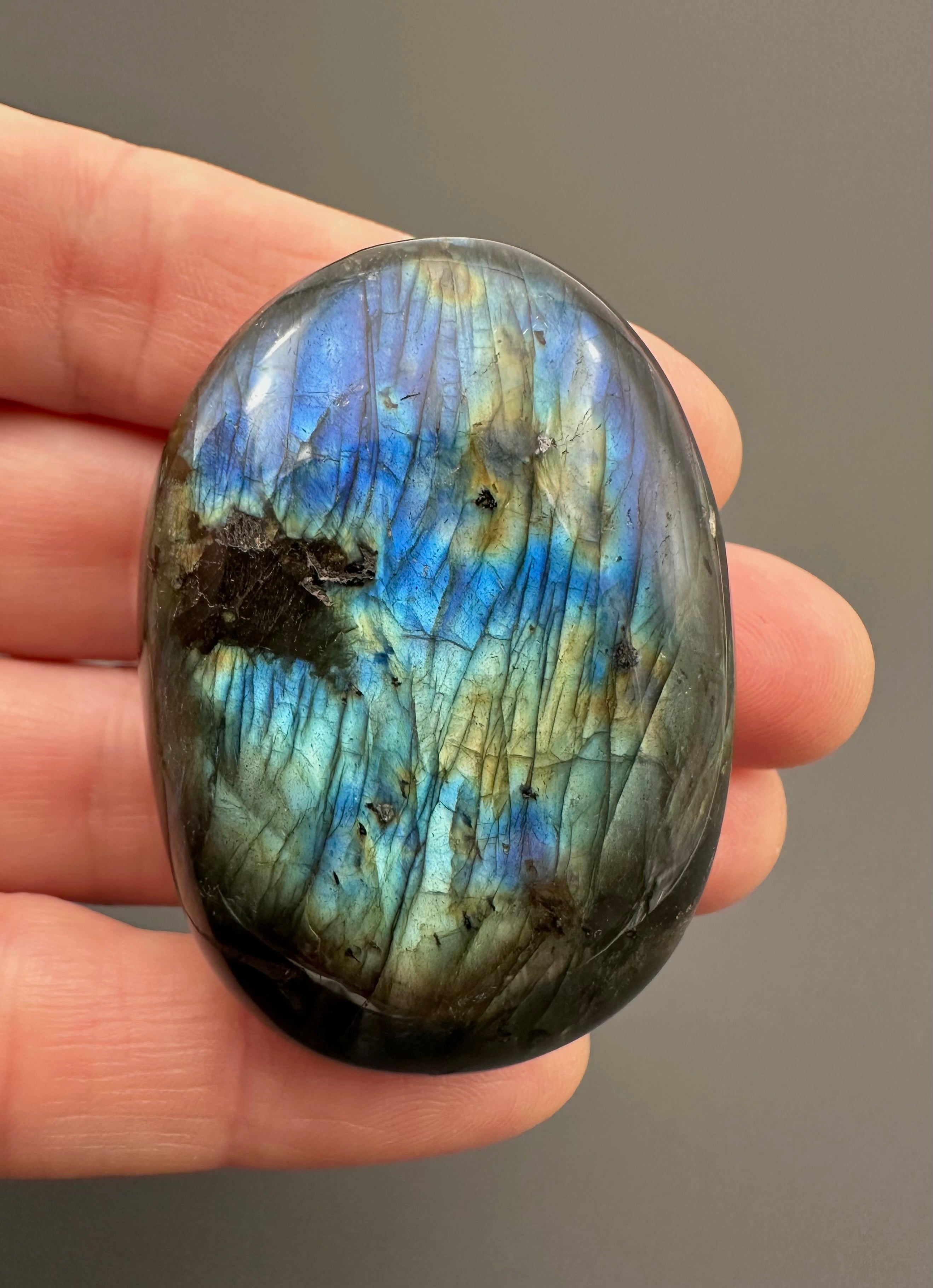 Labradorite – Madagascar