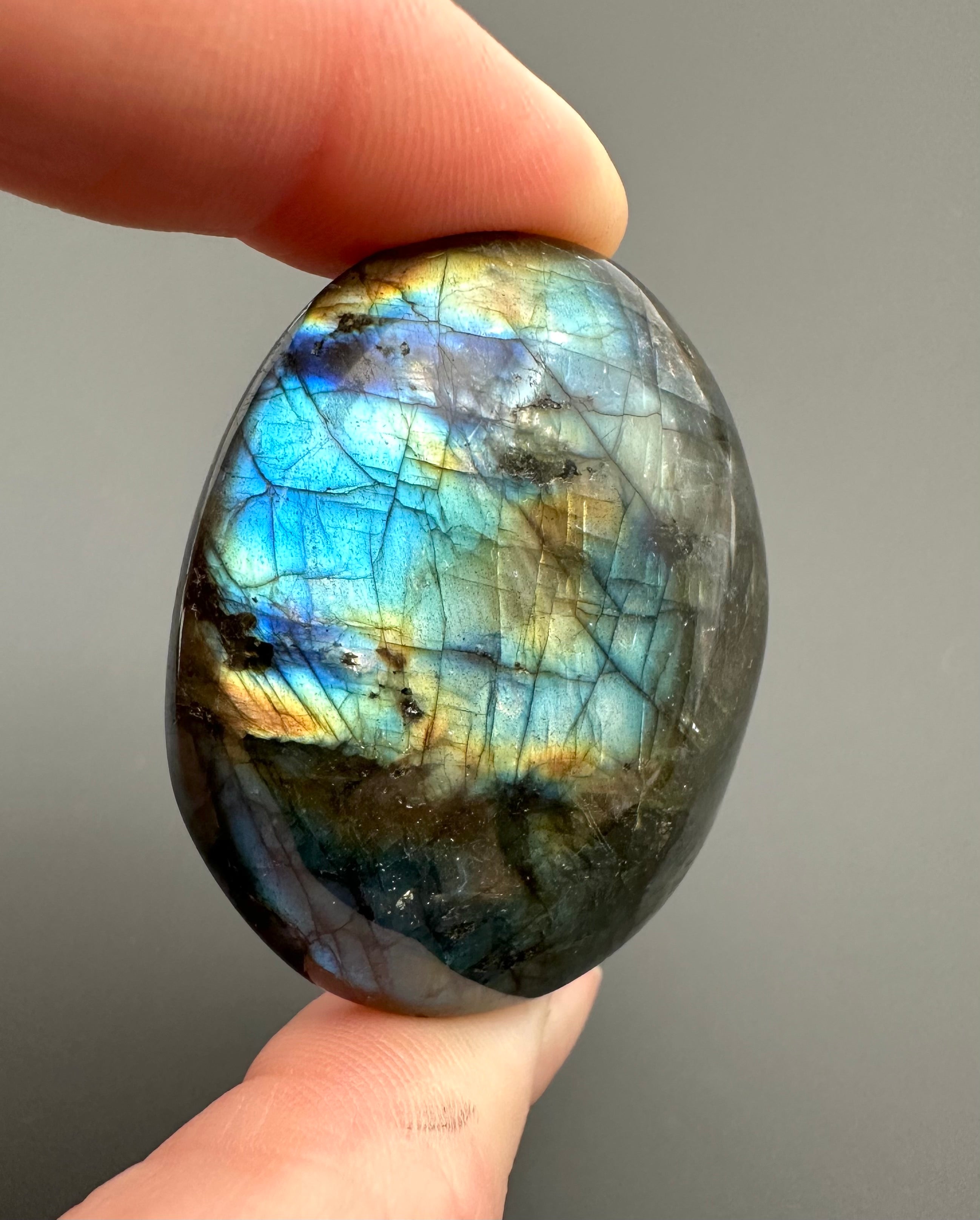 Labradorite – Madagascar - L024