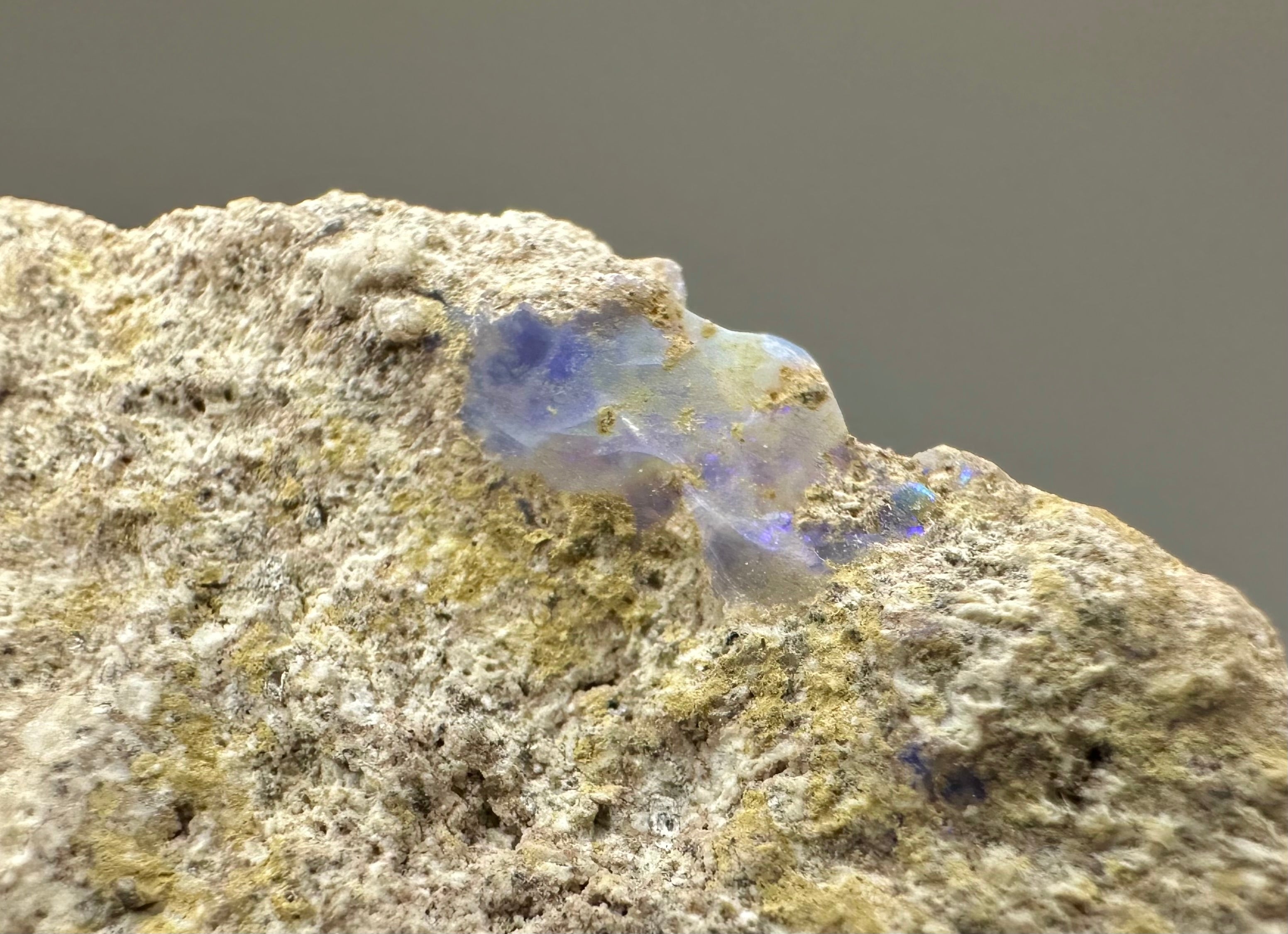 Precious opal – Dubnik, Slovakia - SOP031