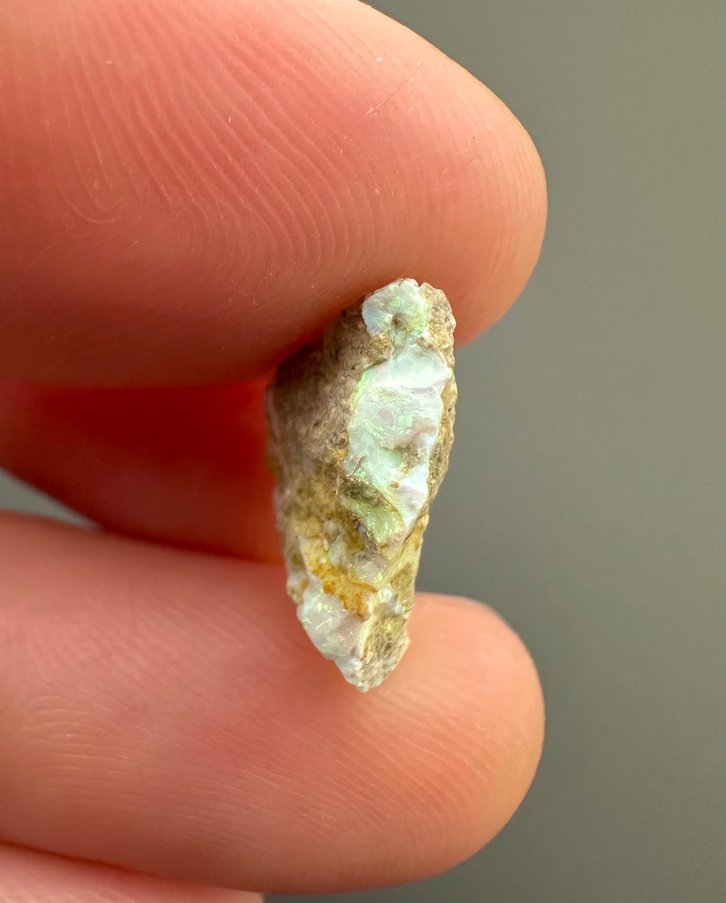 Precious opal – Dubnik, Slovakia - SOP035