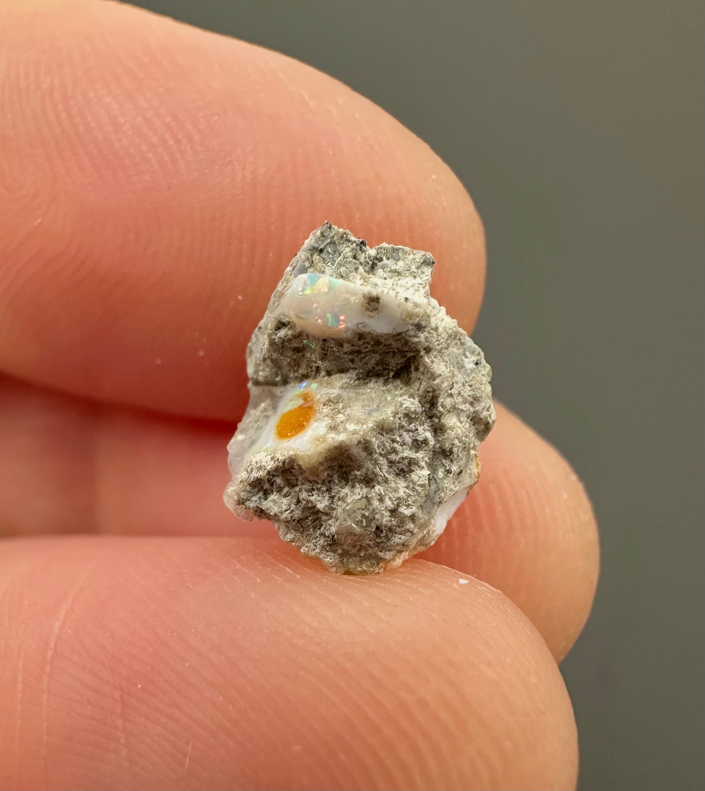 Precious opal – Dubnik, Slovakia - SOP036