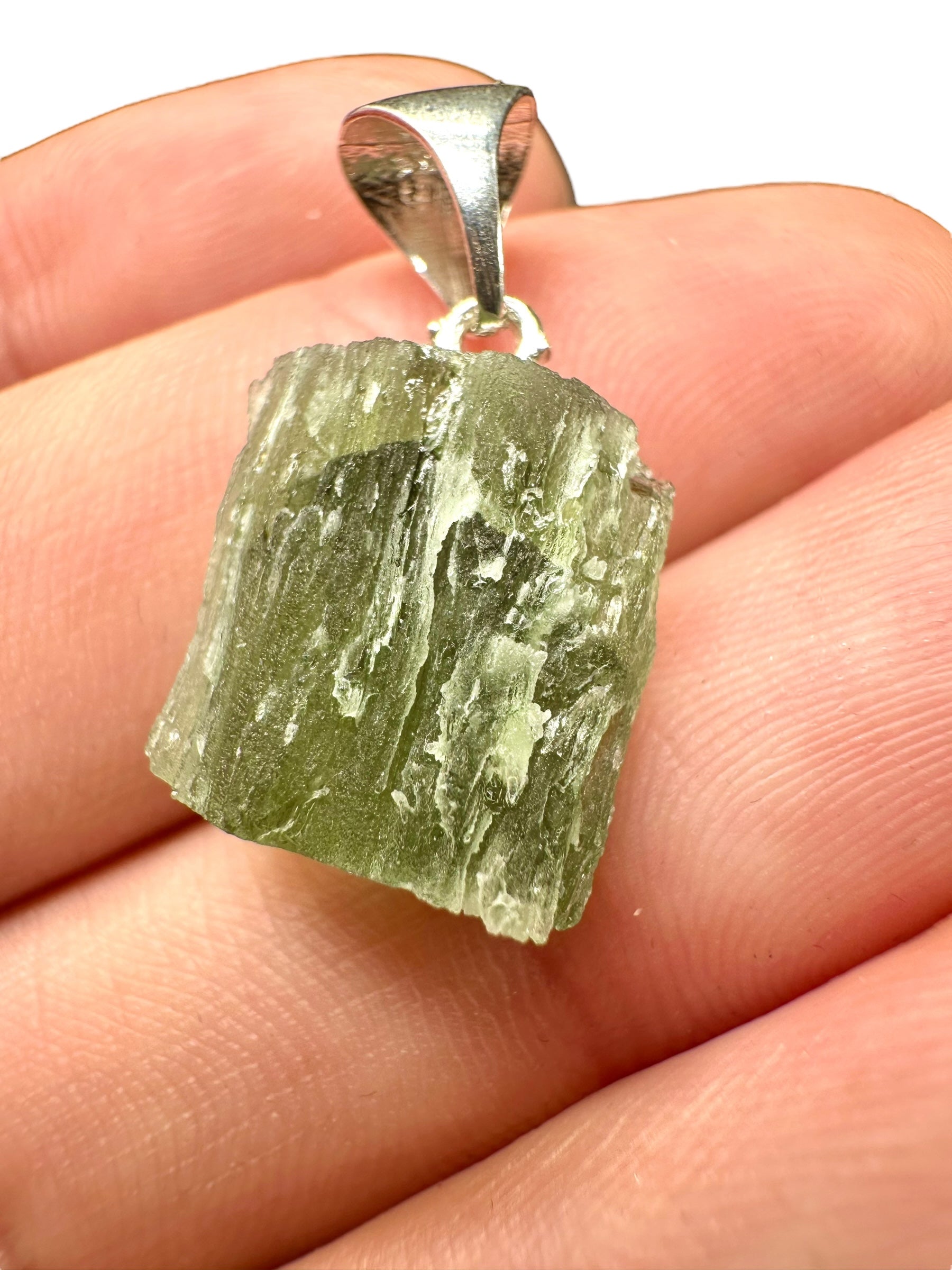 Silver moldavite pendant 2,1g