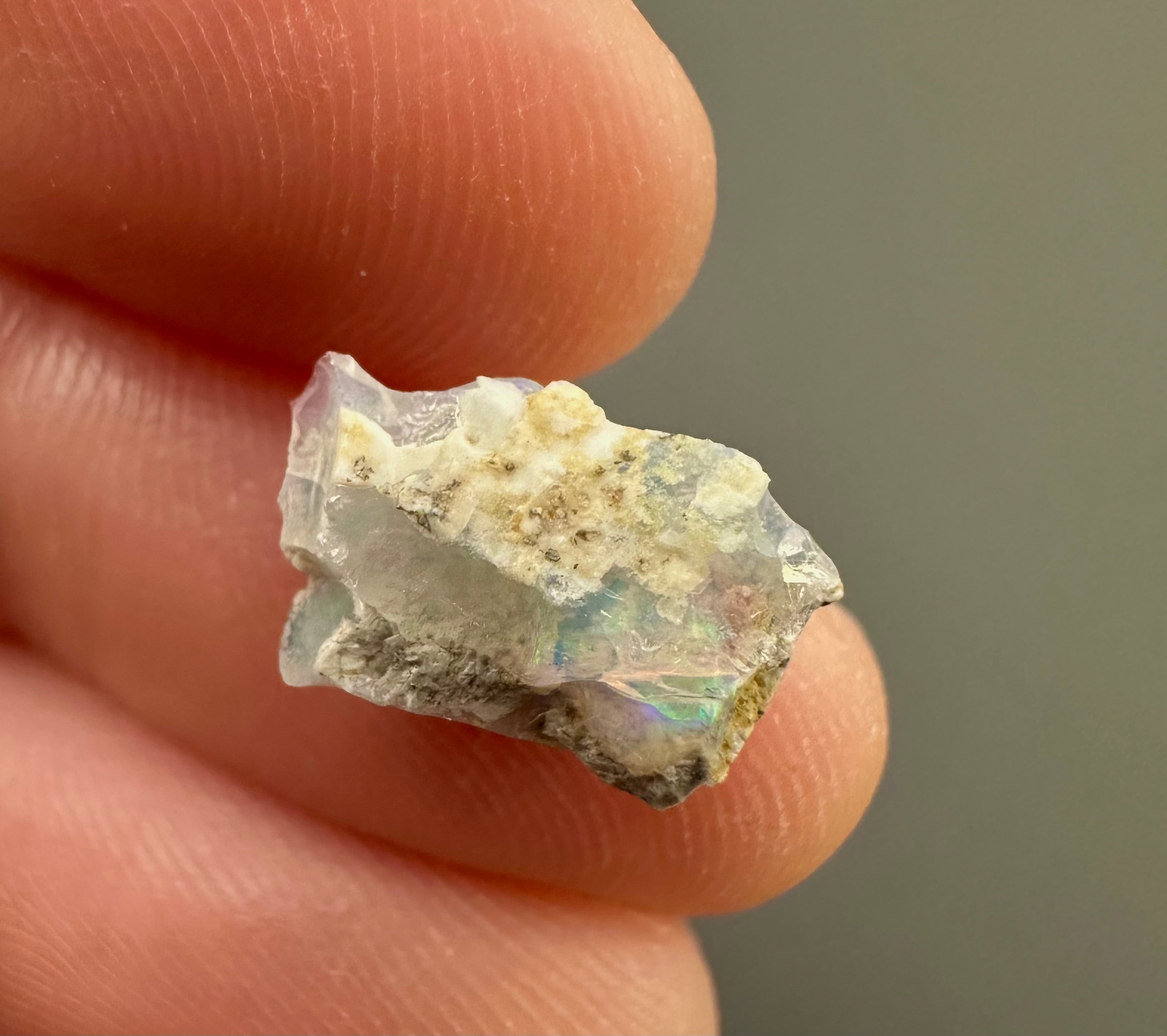 Precious opal – Dubnik, Slovakia - SOP038