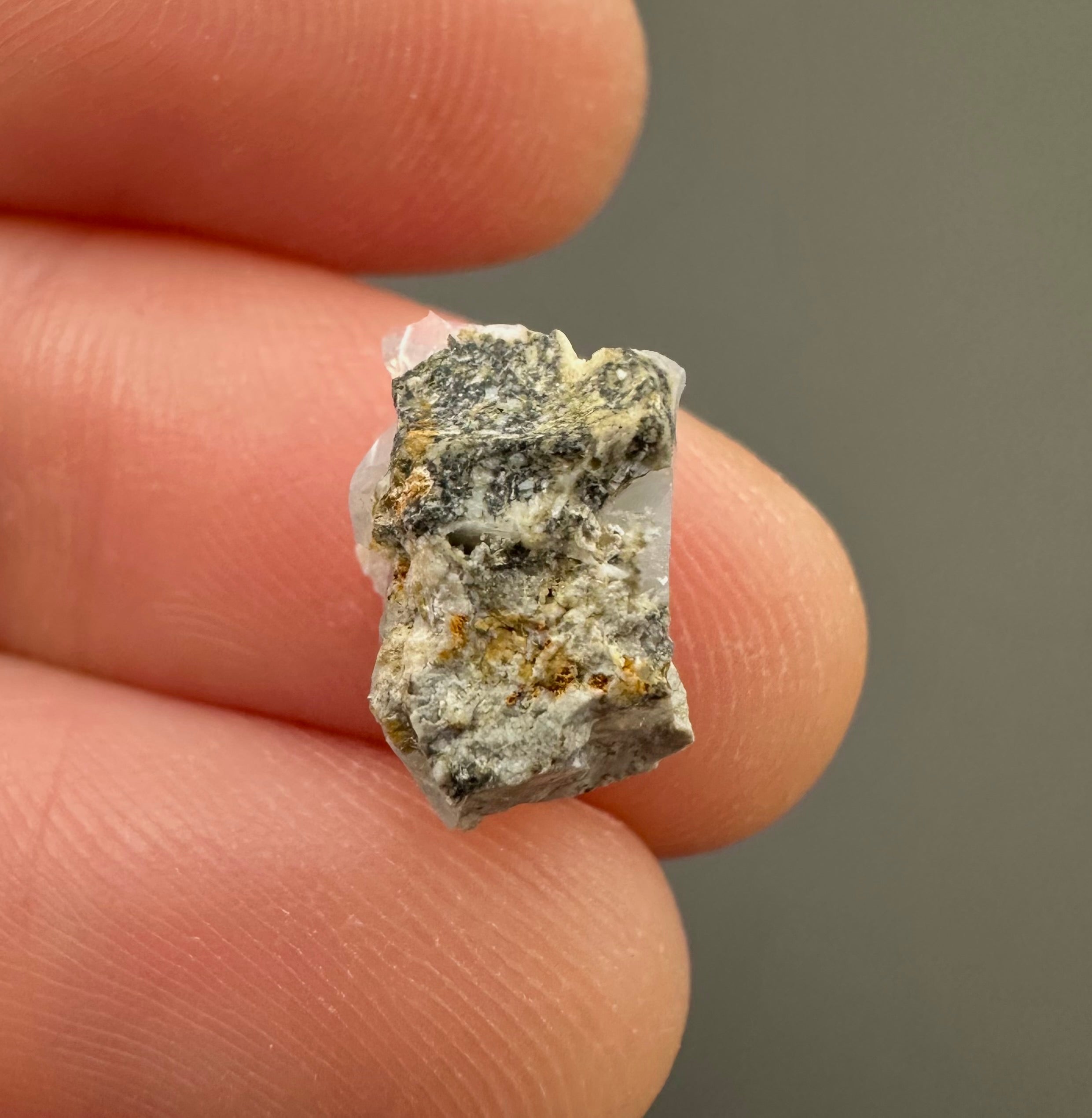 Precious opal – Dubnik, Slovakia - SOP038