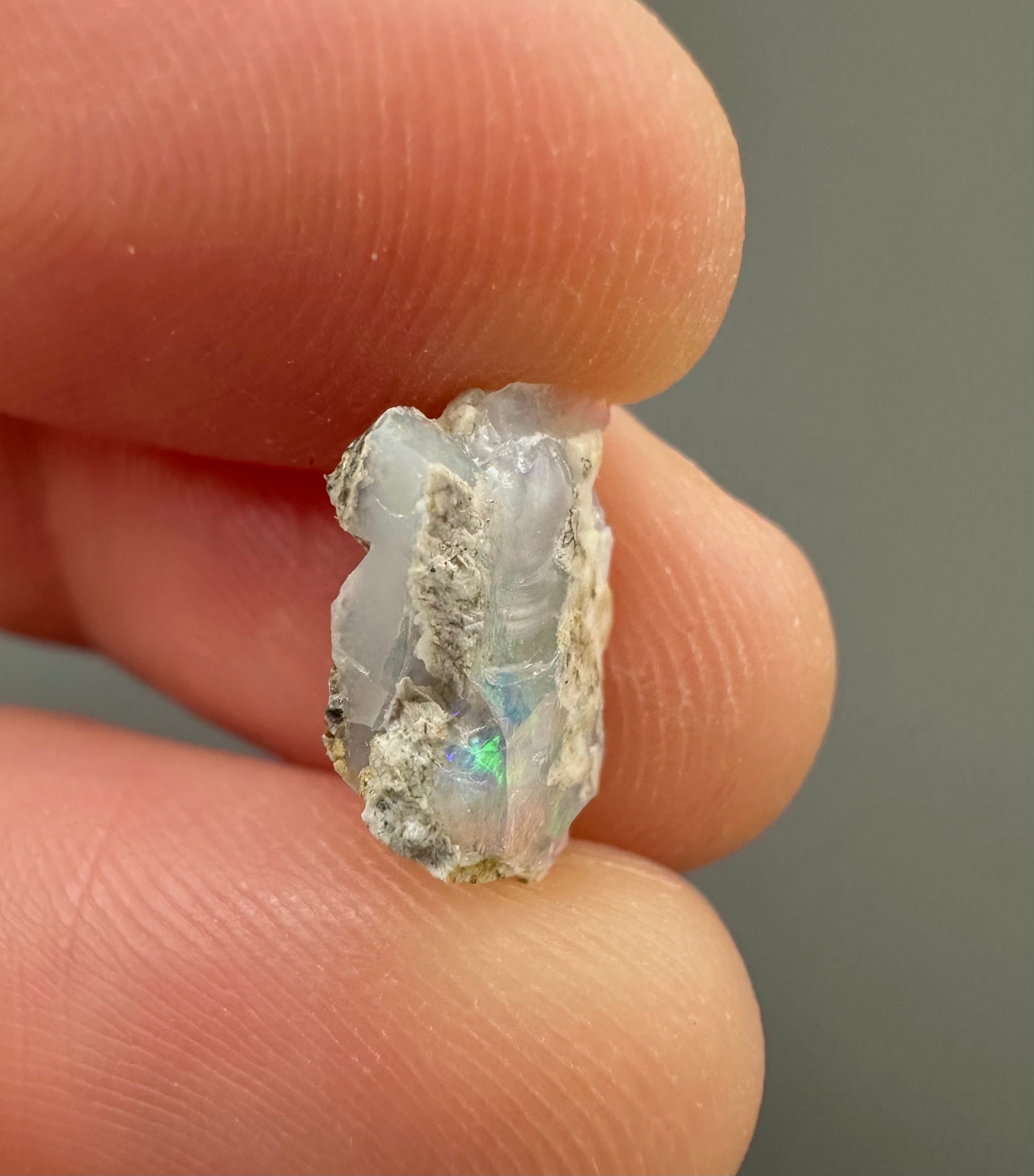 Precious opal – Dubnik, Slovakia - SOP038