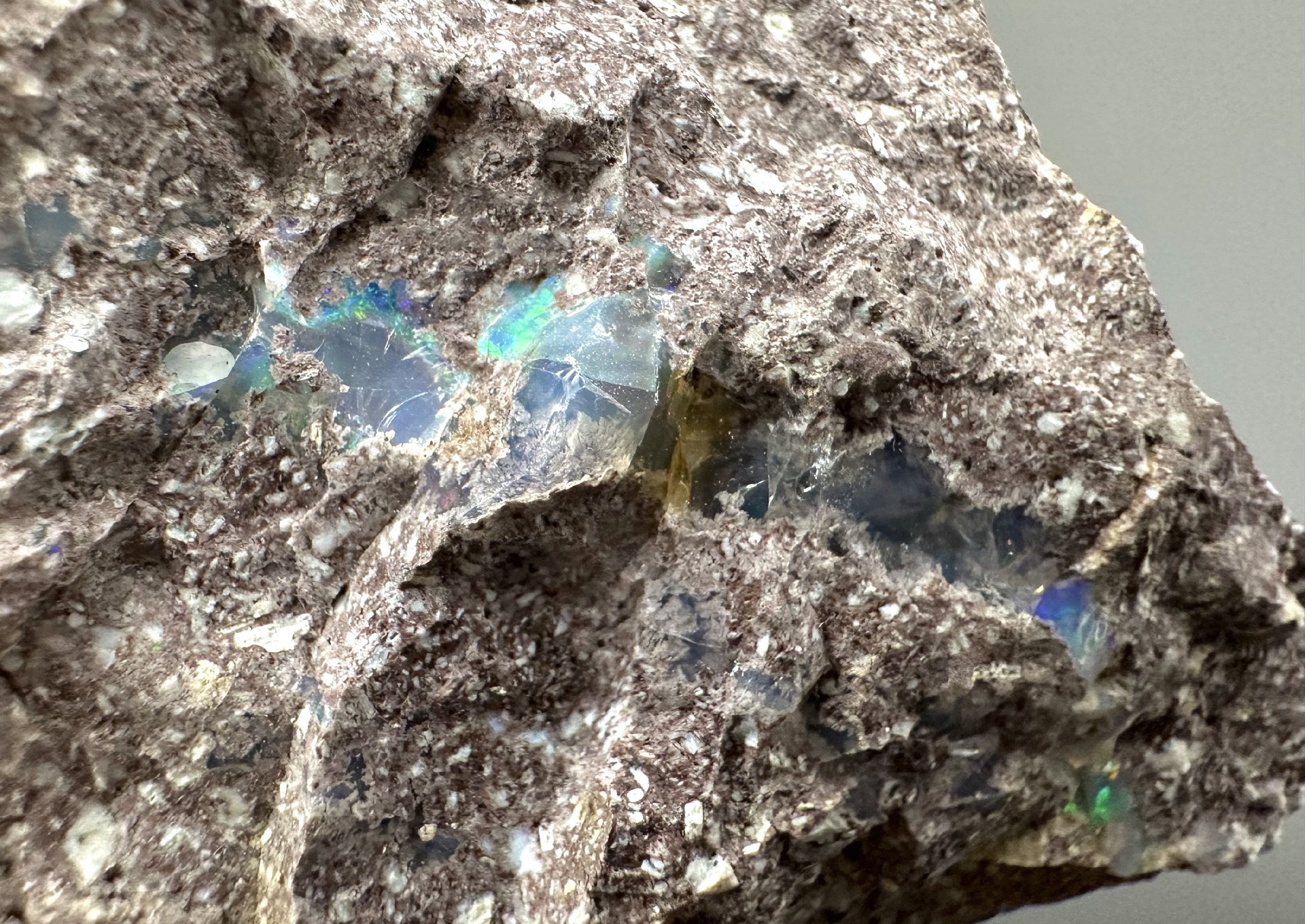 Precious opal – Dubnik, Slovakia - SOP040