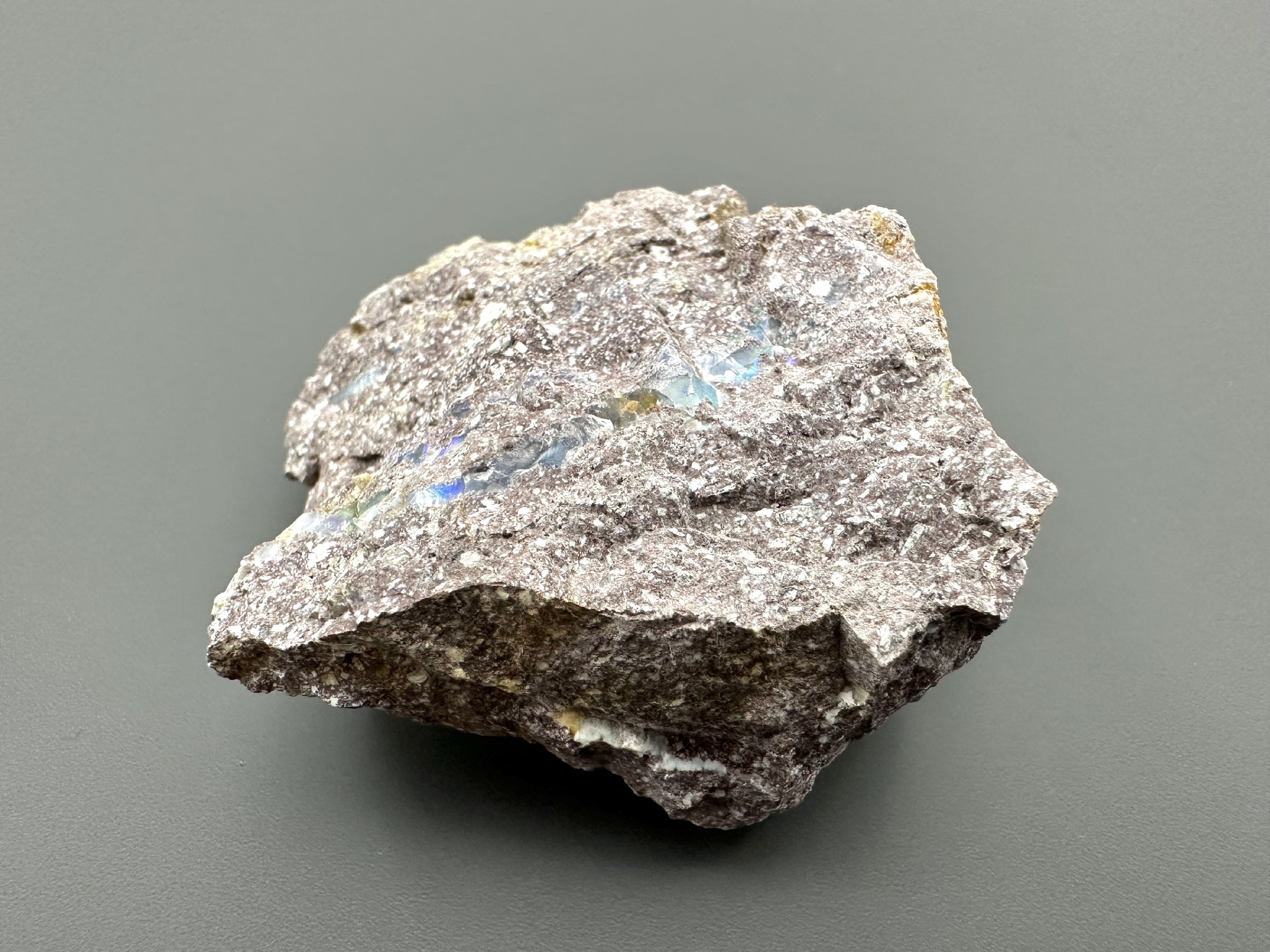 Precious opal – Dubnik, Slovakia - SOP040