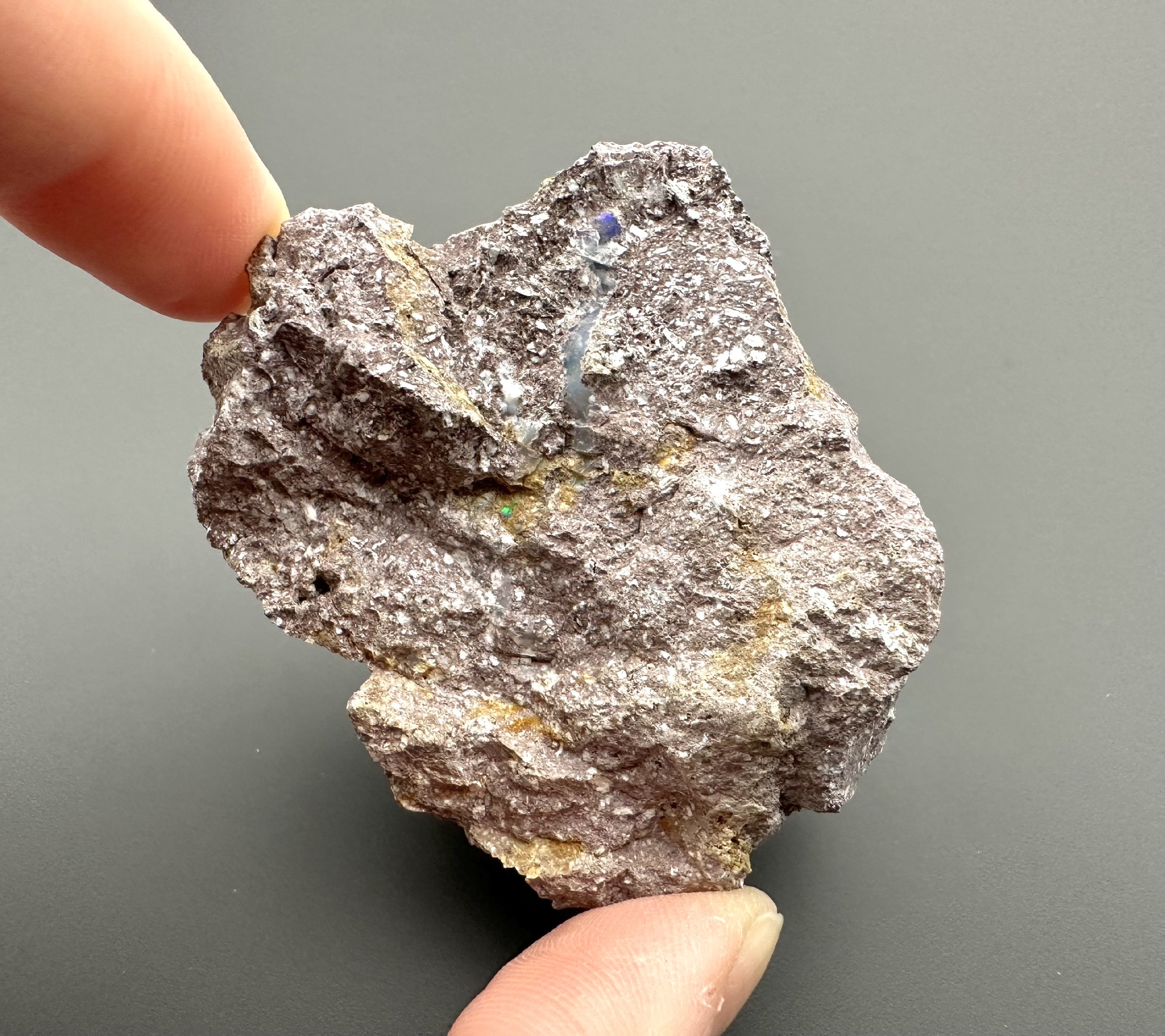 Precious opal – Dubnik, Slovakia - SOP040