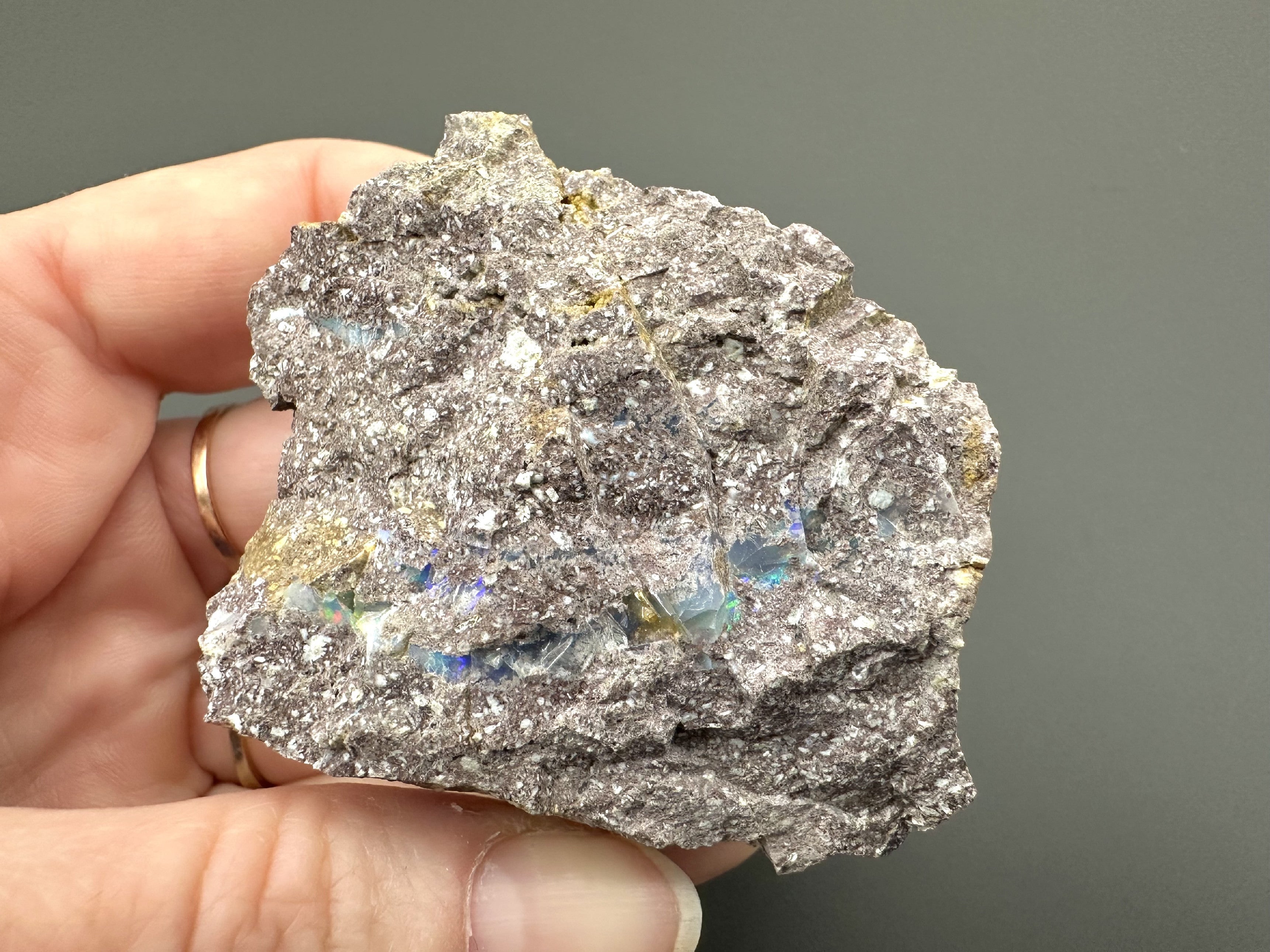 Precious opal – Dubnik, Slovakia - SOP040
