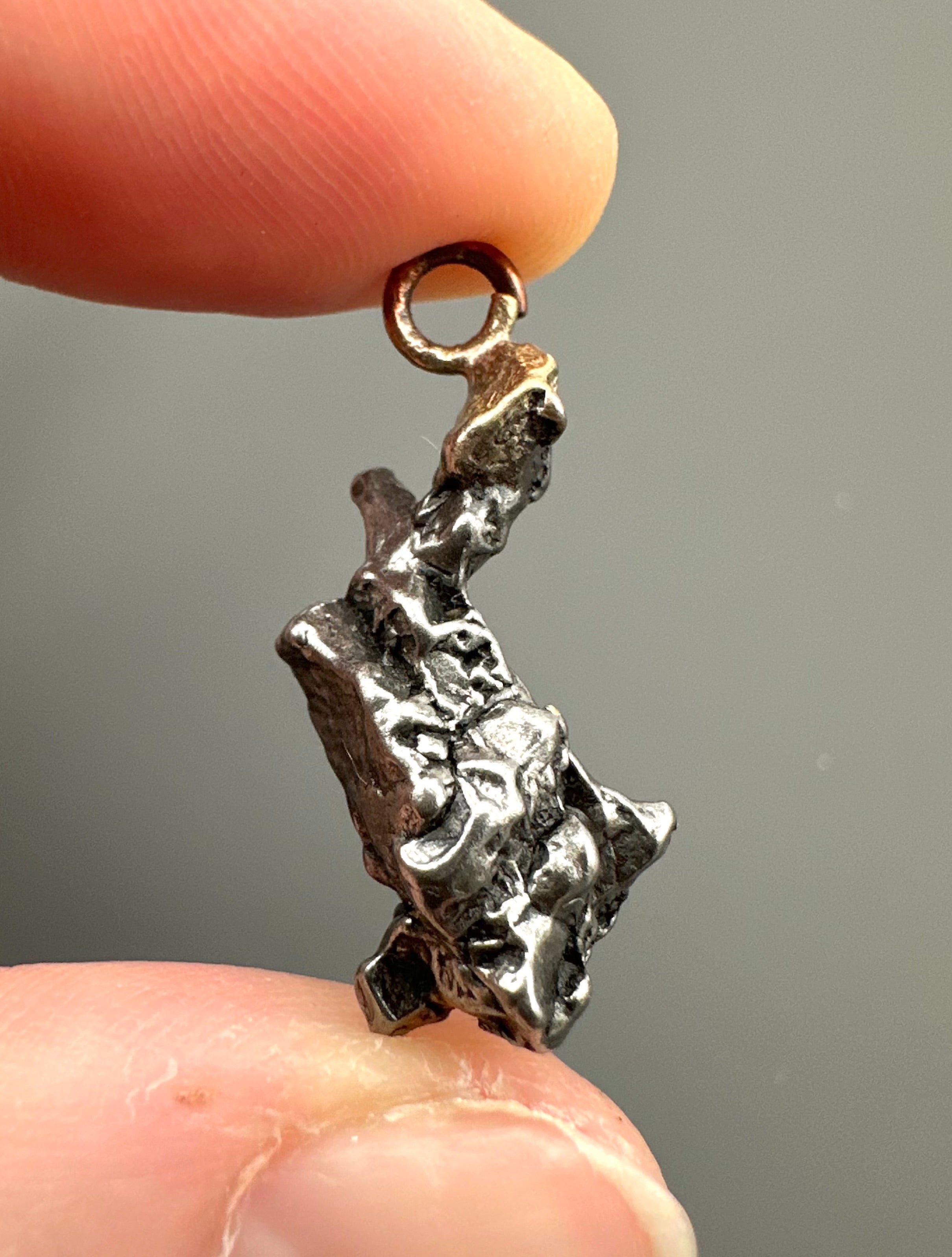 Iron meteorite pendant 4,2g - P/ZM010
