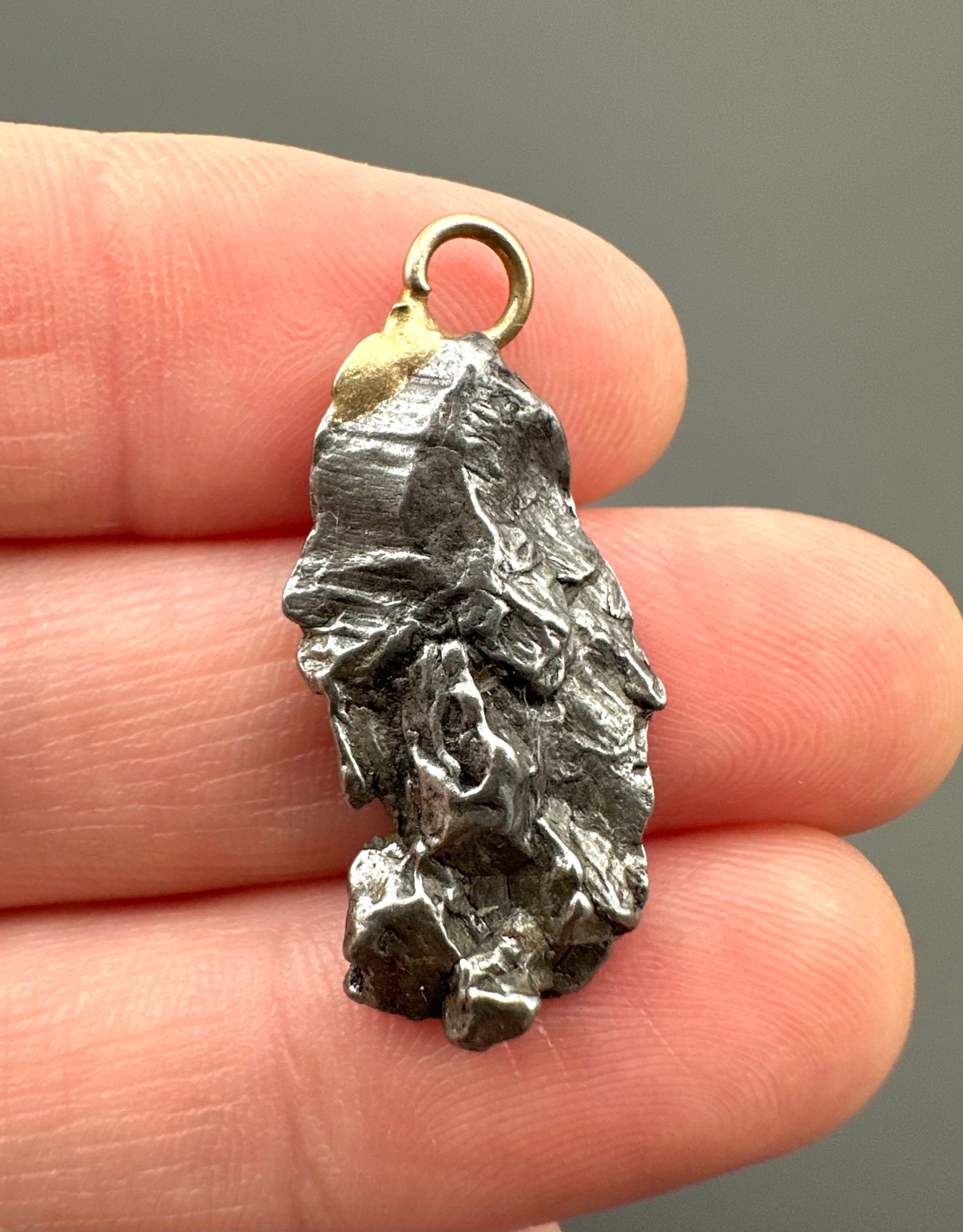 Pendente con meteorite ferroso – Campo del Cielo – P/ZM013