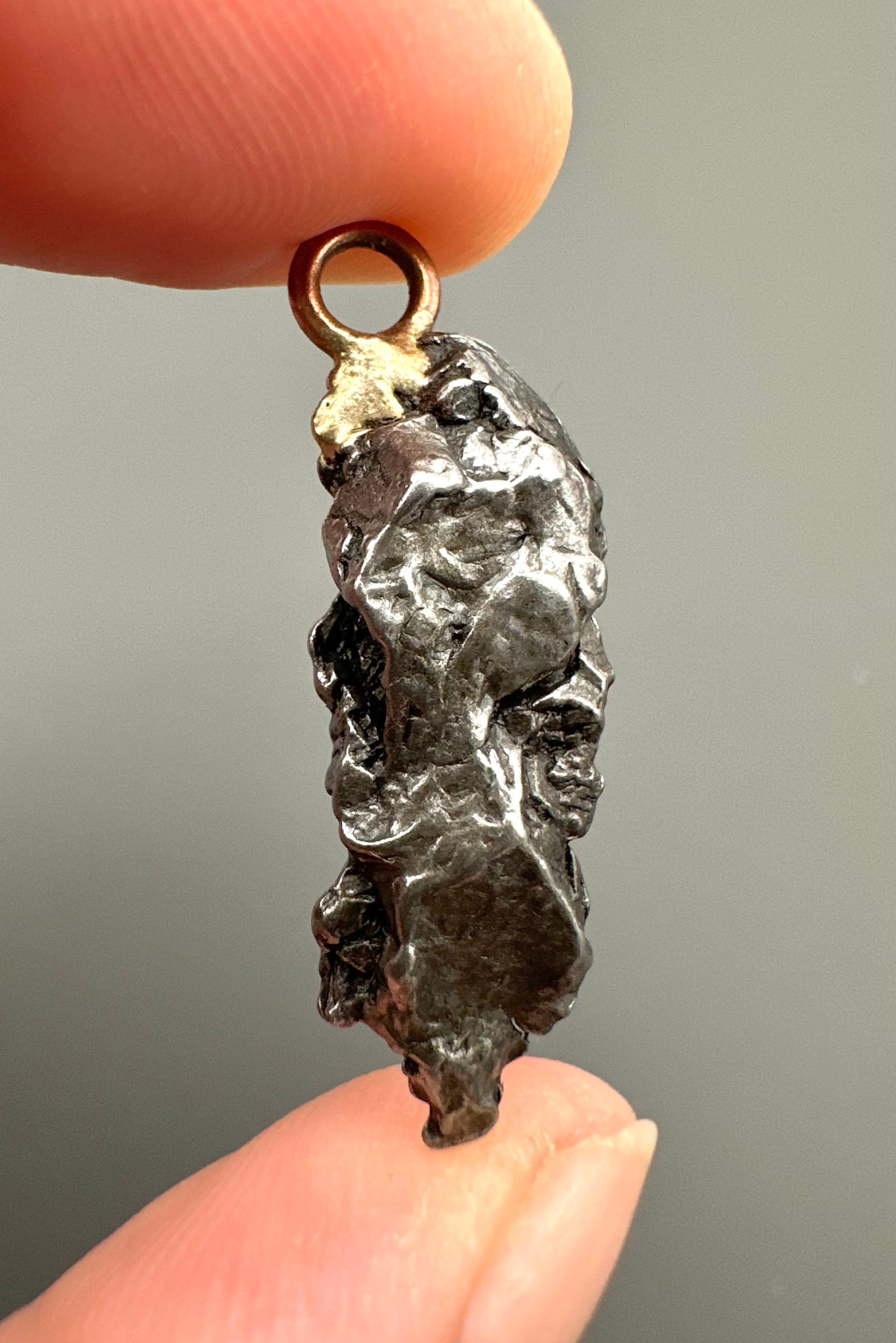 Iron meteorite pendant 3,2g - P/ZM015