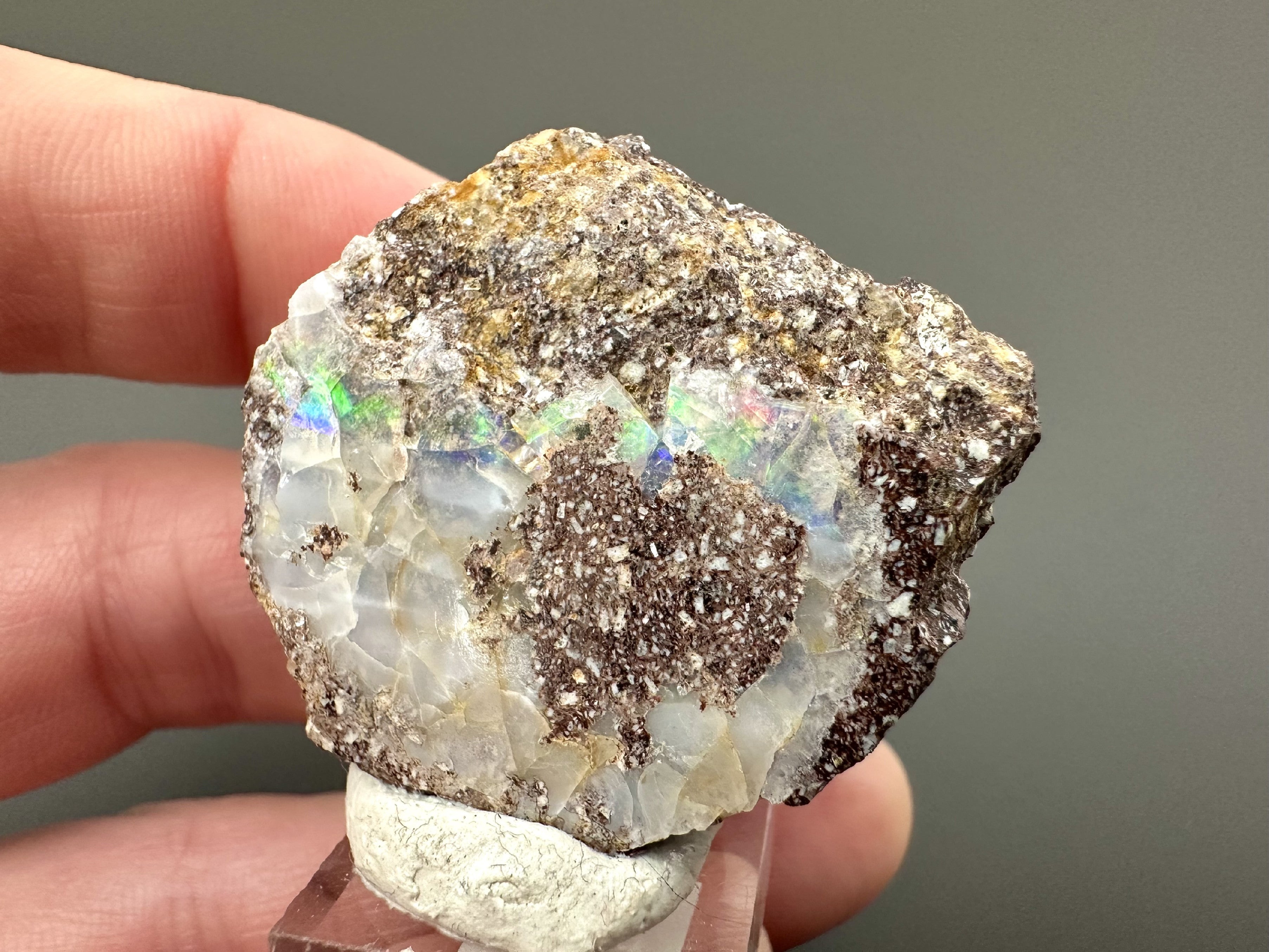 Precious opal – Dubnik, Slovakia - SOP041
